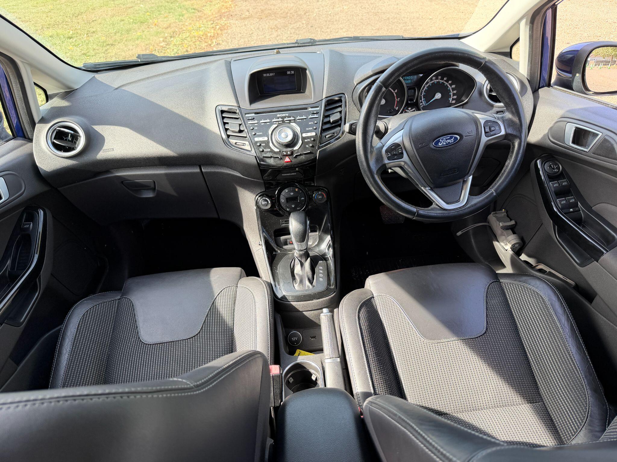 Ford Fiesta view 32
