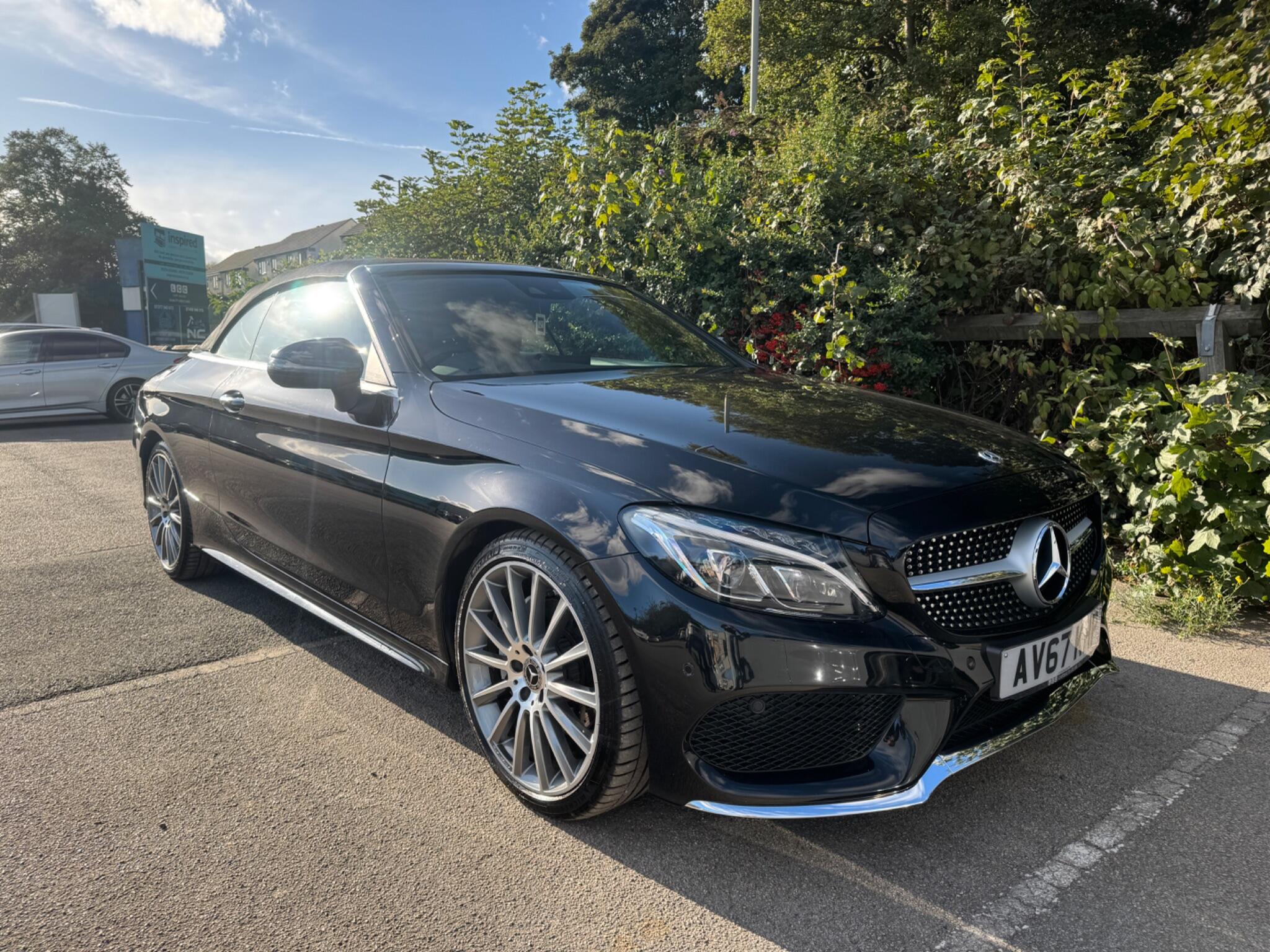 Mercedes-Benz C-Class view 4