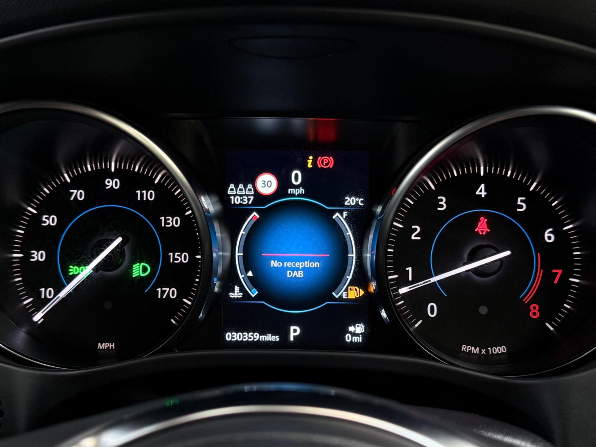 Jaguar F-Pace view 15