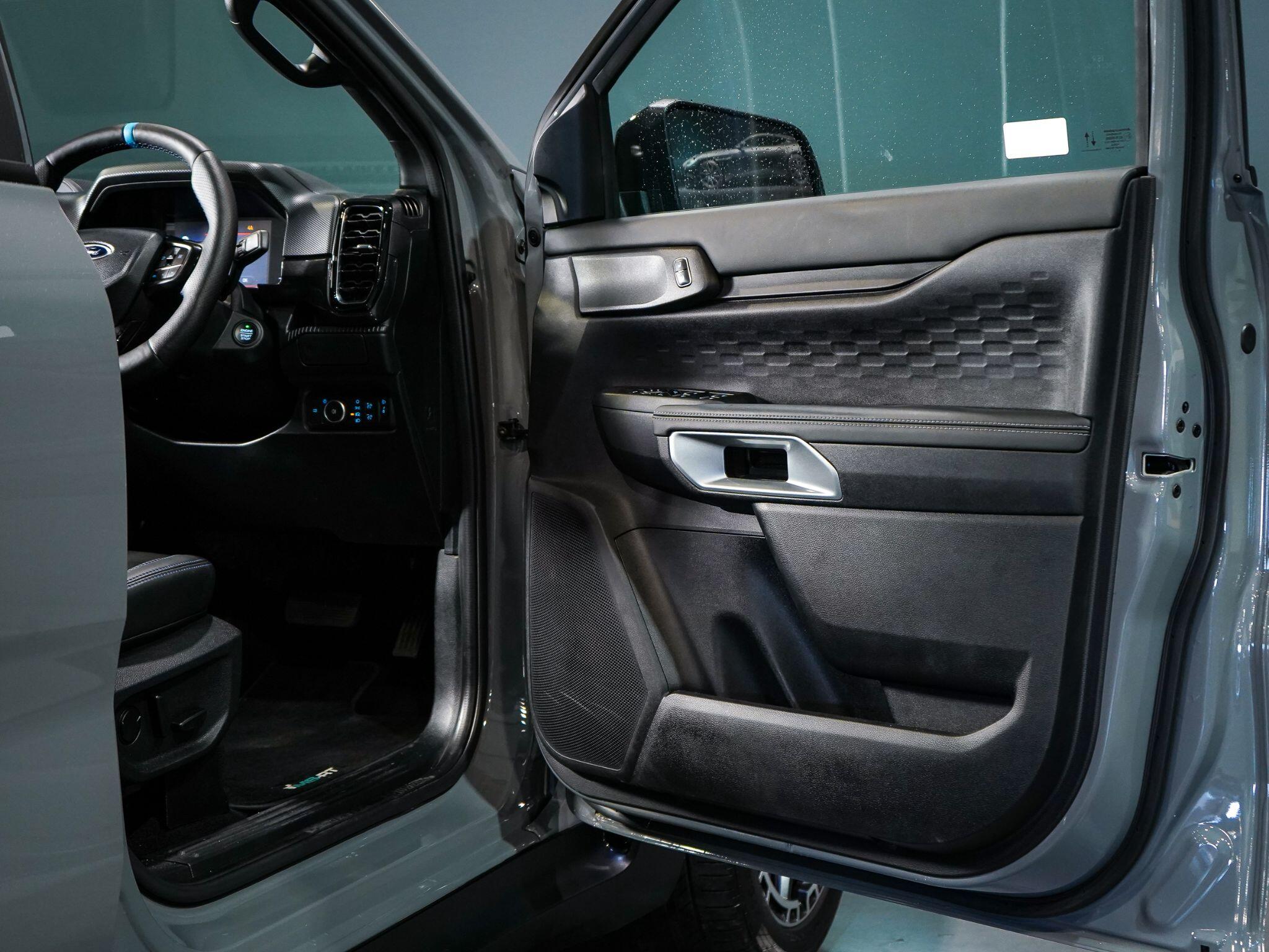 Ford Ranger view 34