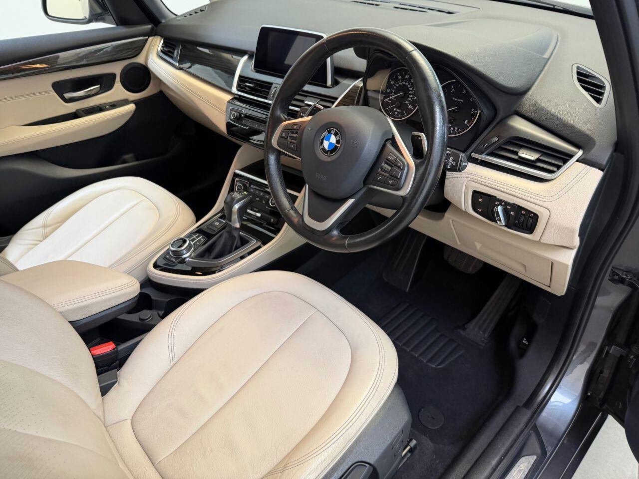 BMW 2 Series Active Tourer view 37