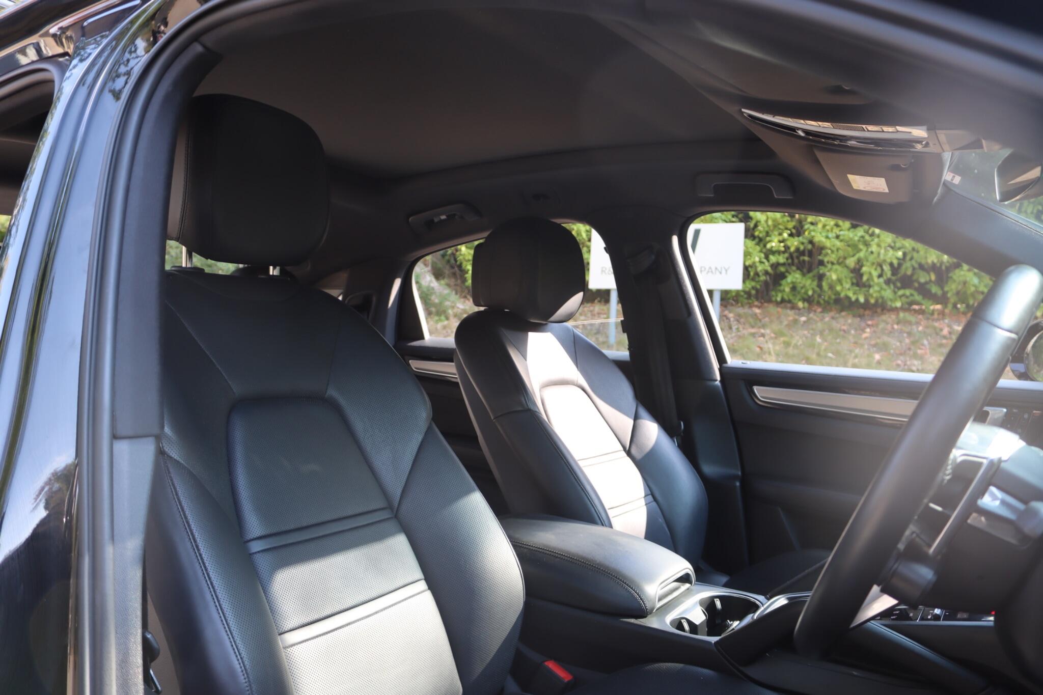 Porsche Cayenne view 42