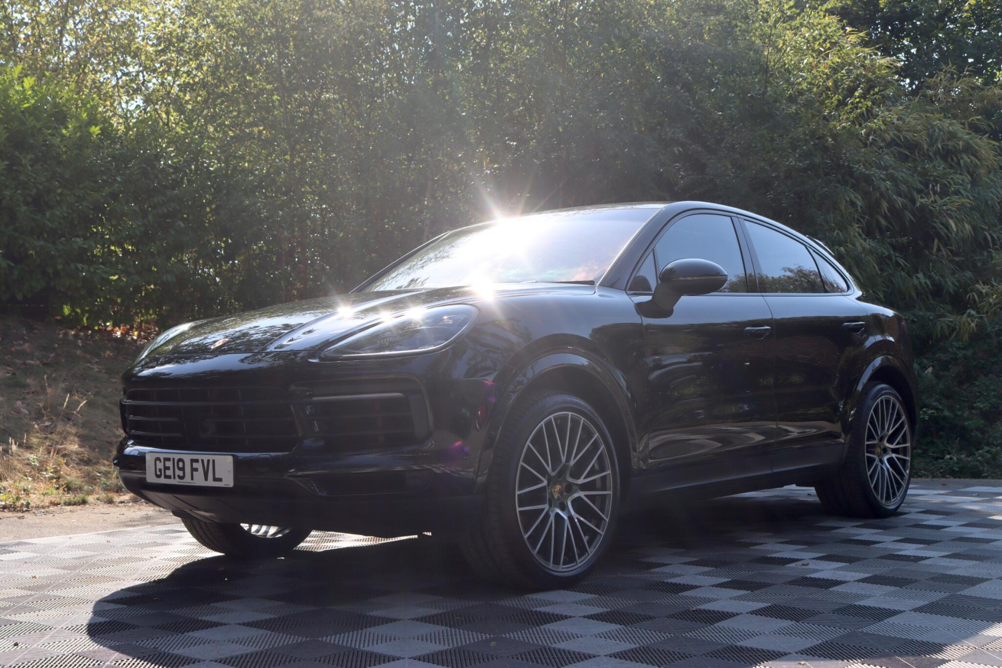Porsche Cayenne view 18