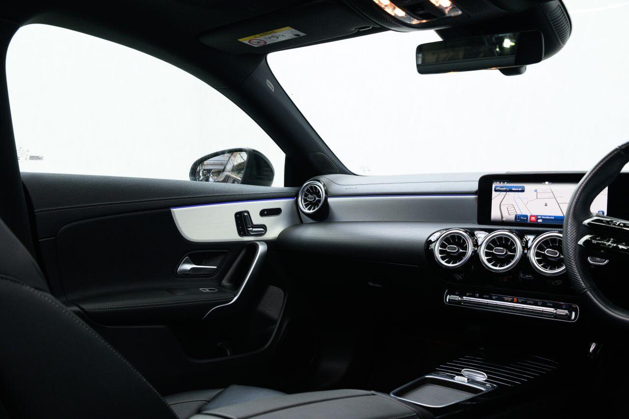 Mercedes-Benz CLA view 33