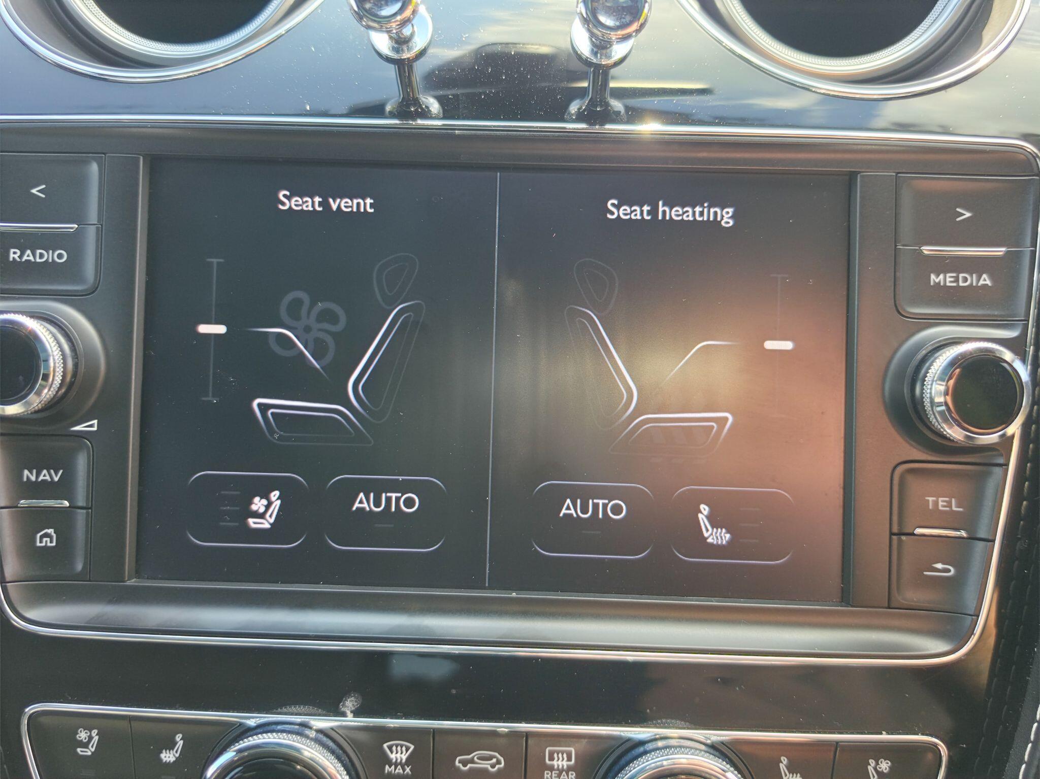 Bentley Bentayga view 20