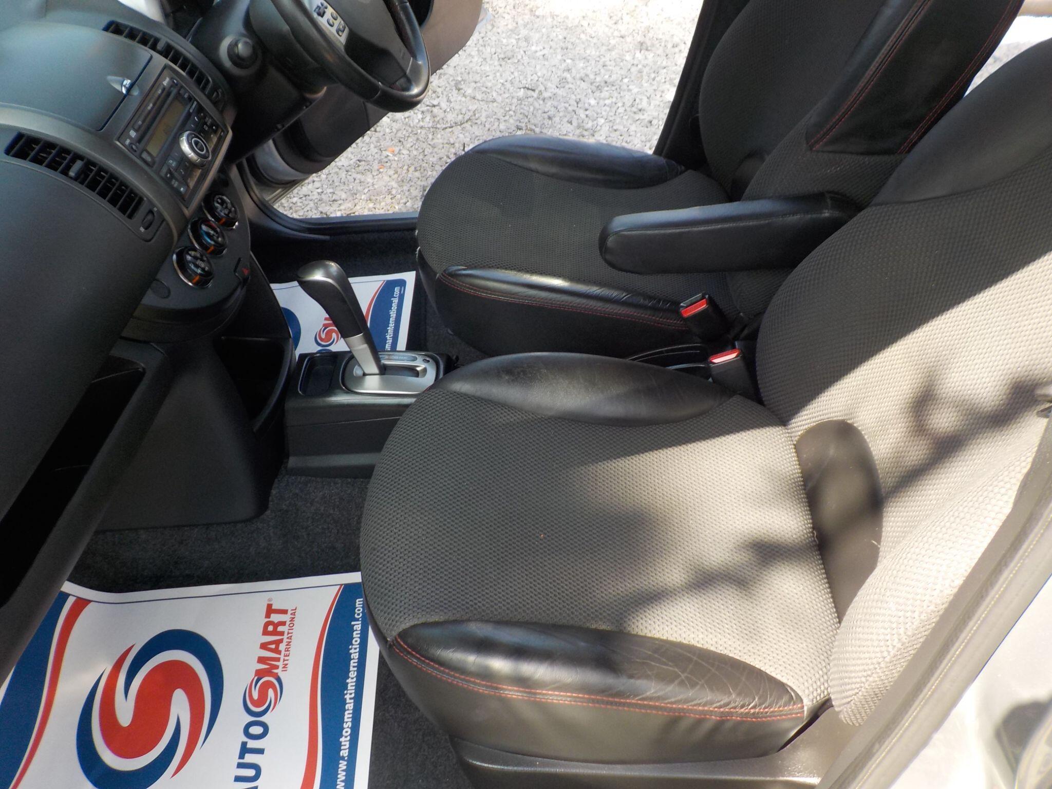 Nissan Note 1.6 16V Tekna Auto Euro 4 5dr
