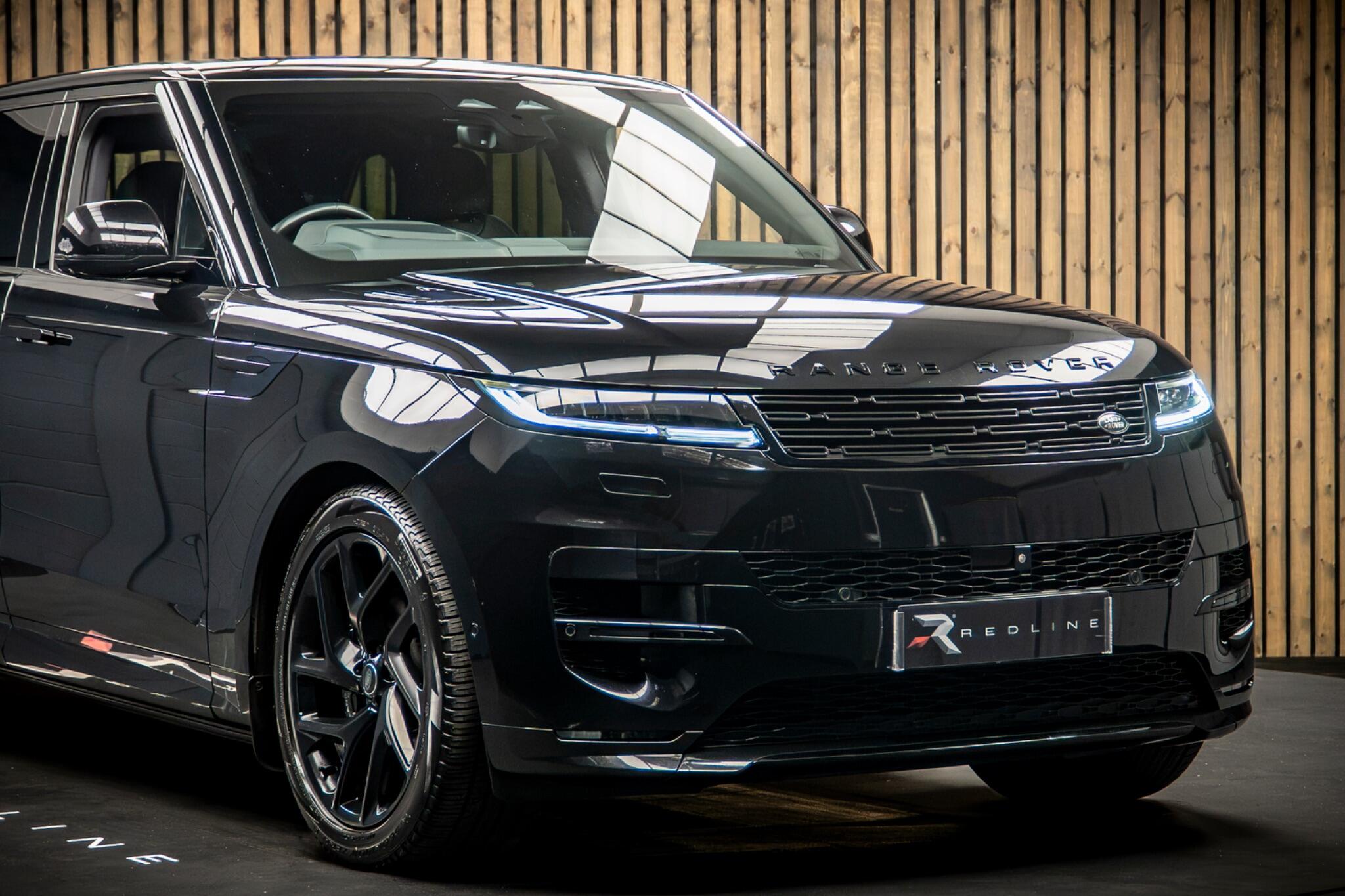 Land Rover Range Rover Sport view 12
