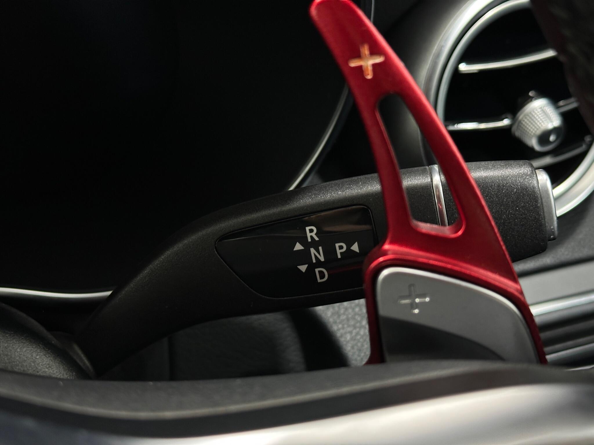 Mercedes-Benz C-Class view 16