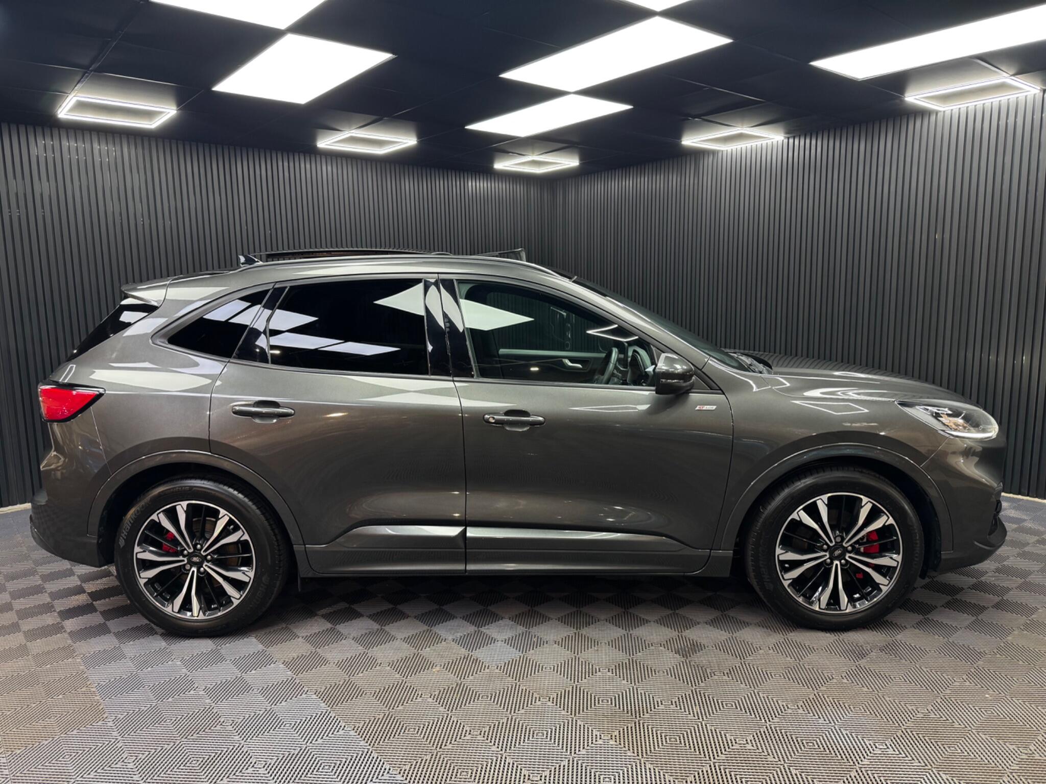 Ford Kuga view 2