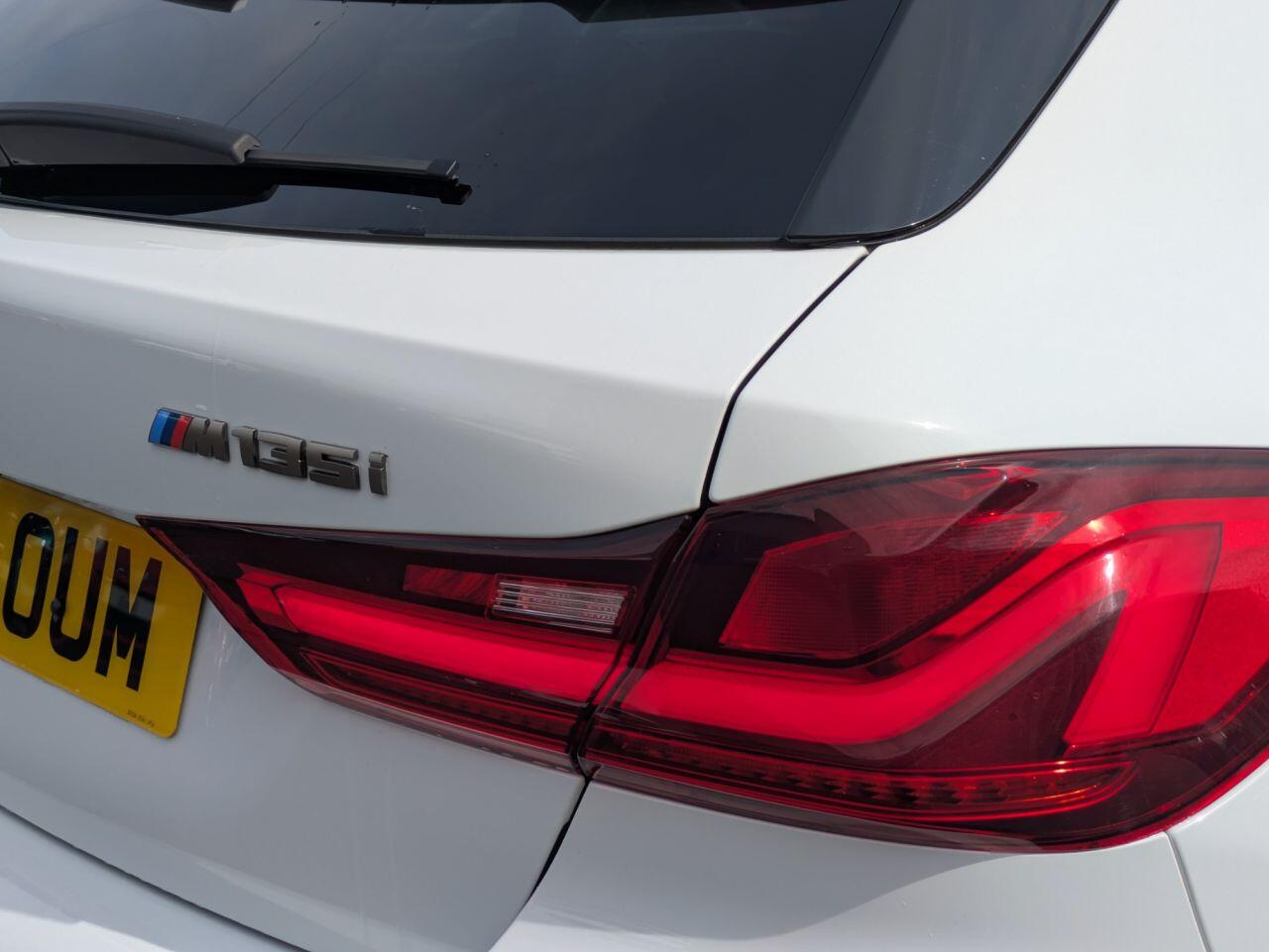 BMW 1 Series view 27
