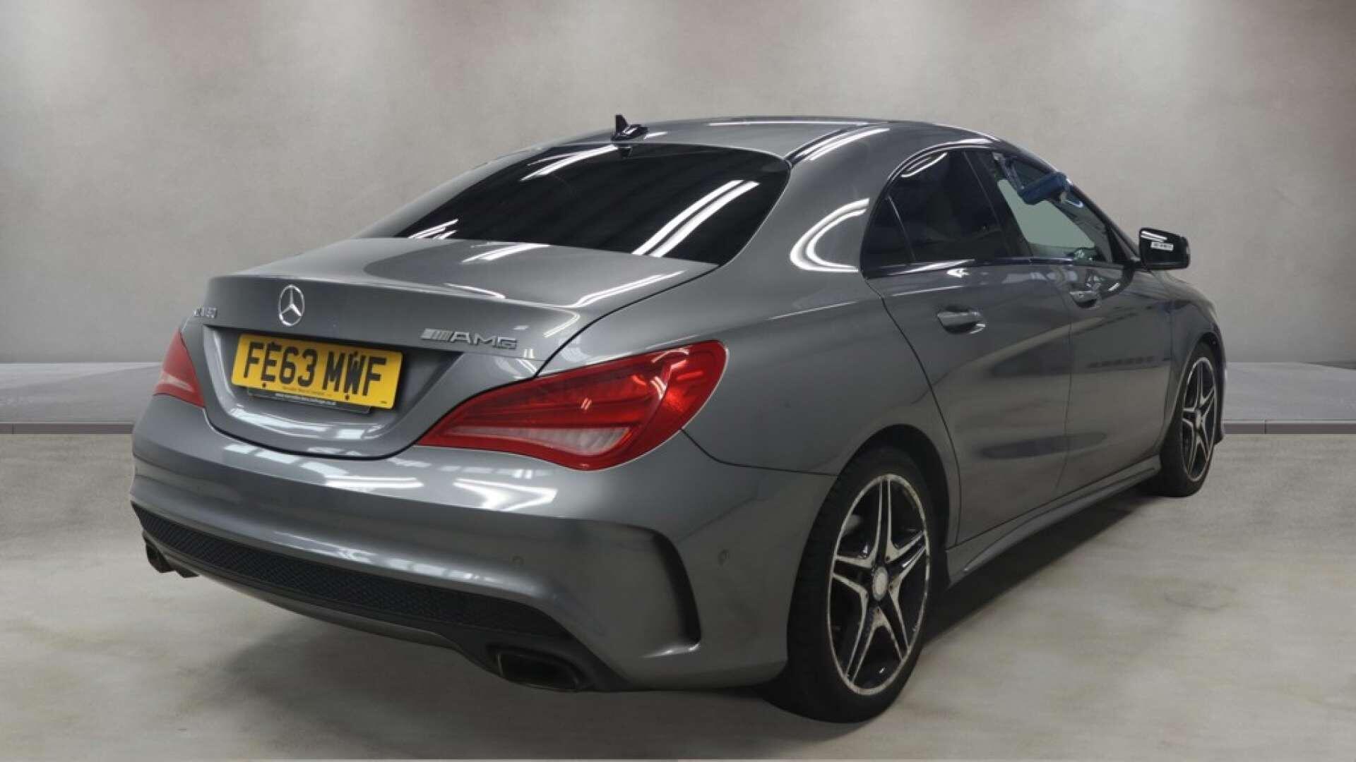 Mercedes-Benz CLA view 9