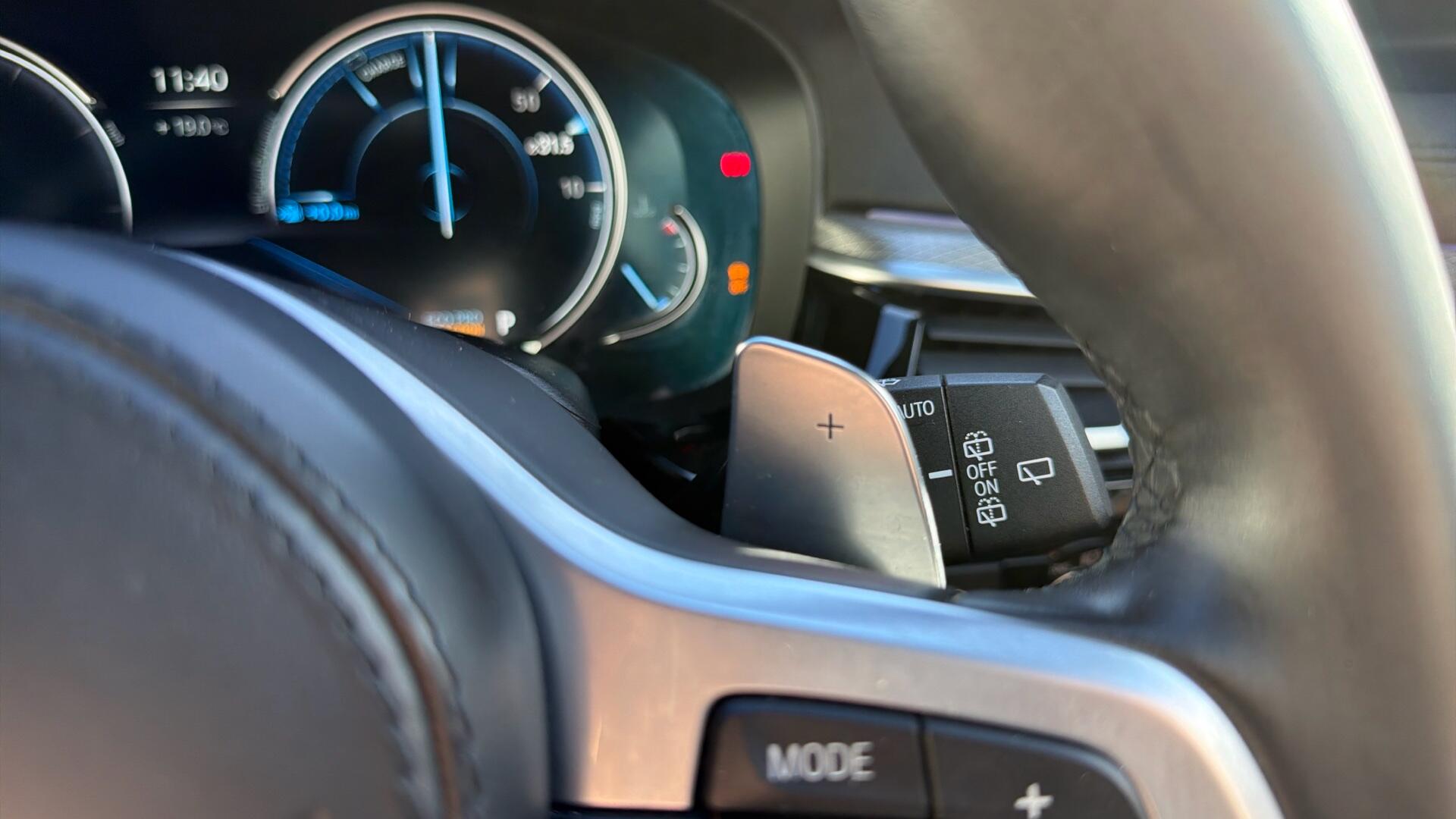 BMW 5 Series view 75