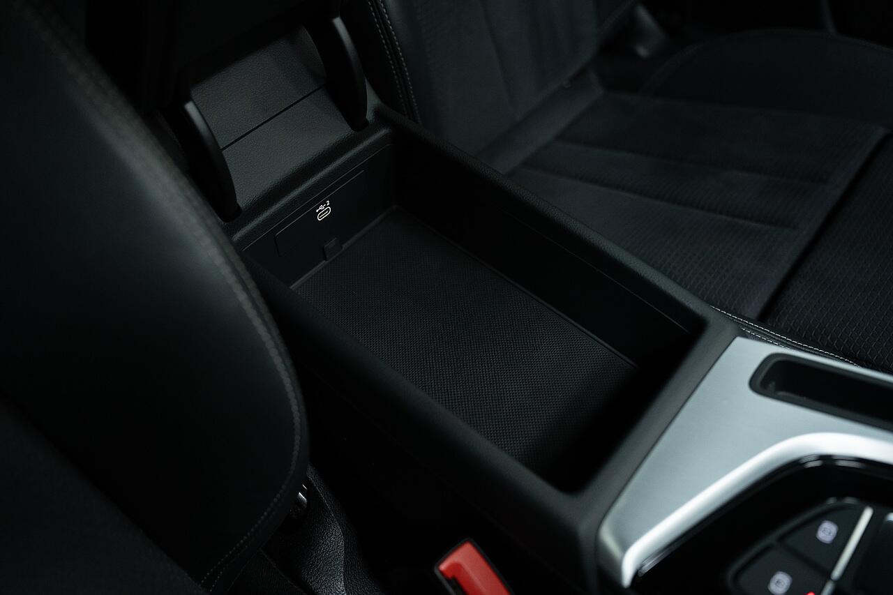Audi A5 view 25