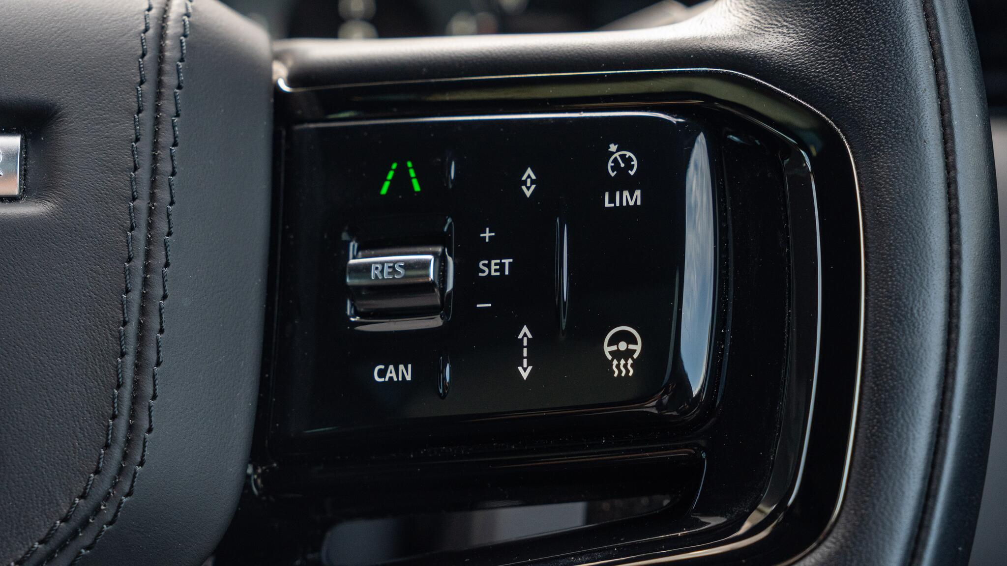 Land Rover Range Rover Evoque view 35