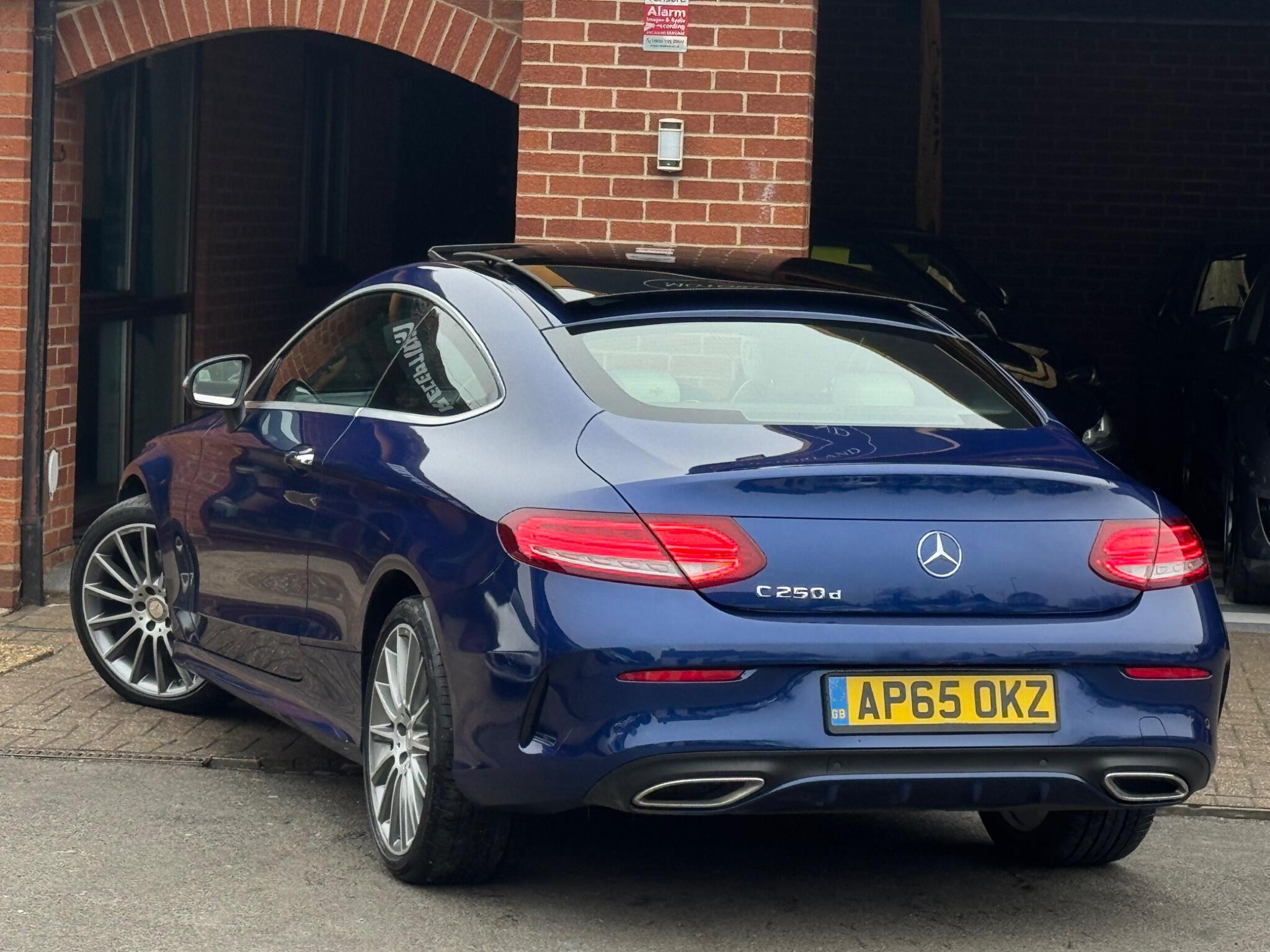 Mercedes-Benz C Class view 2