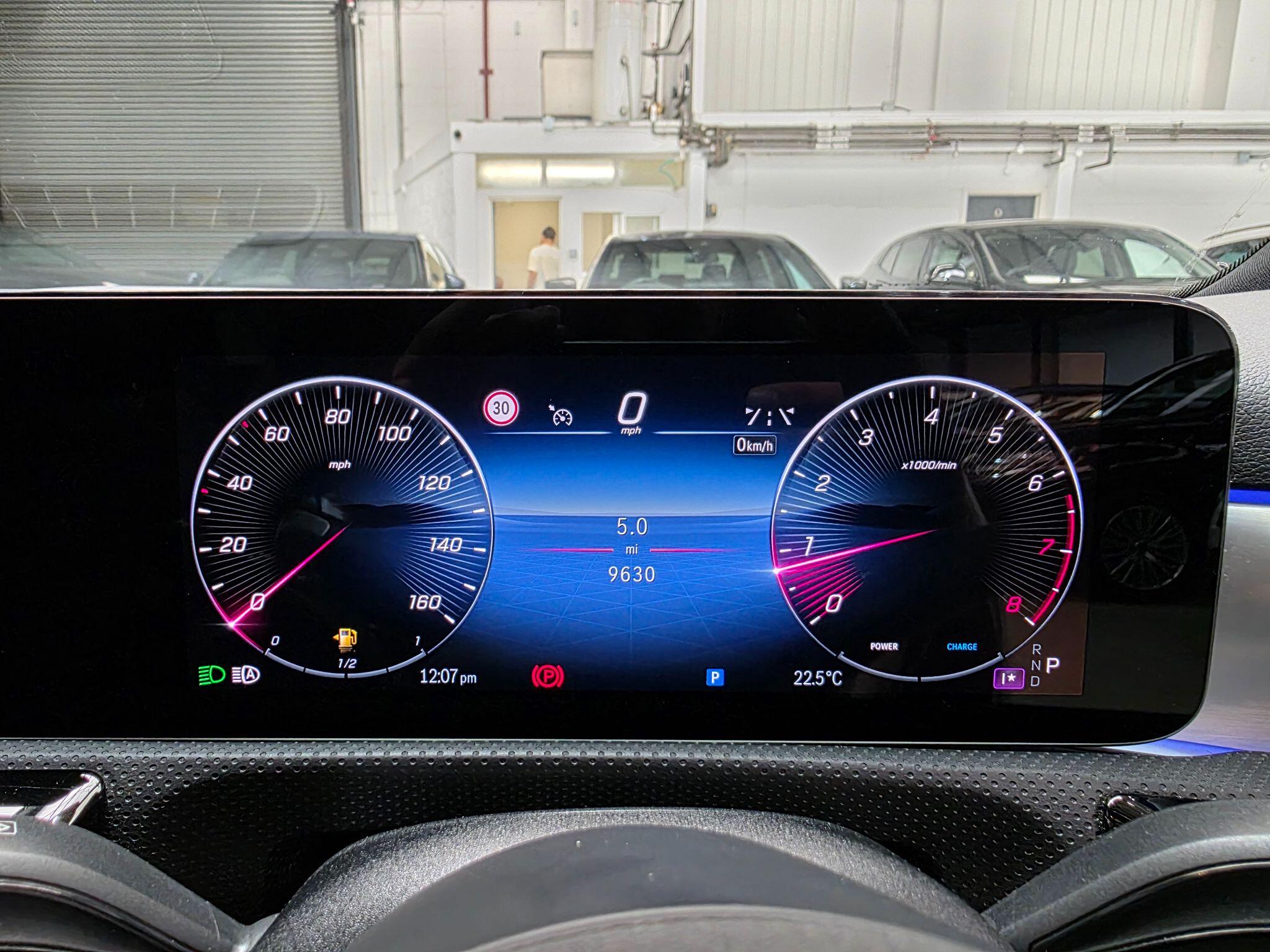 Mercedes-Benz A-Class view 14