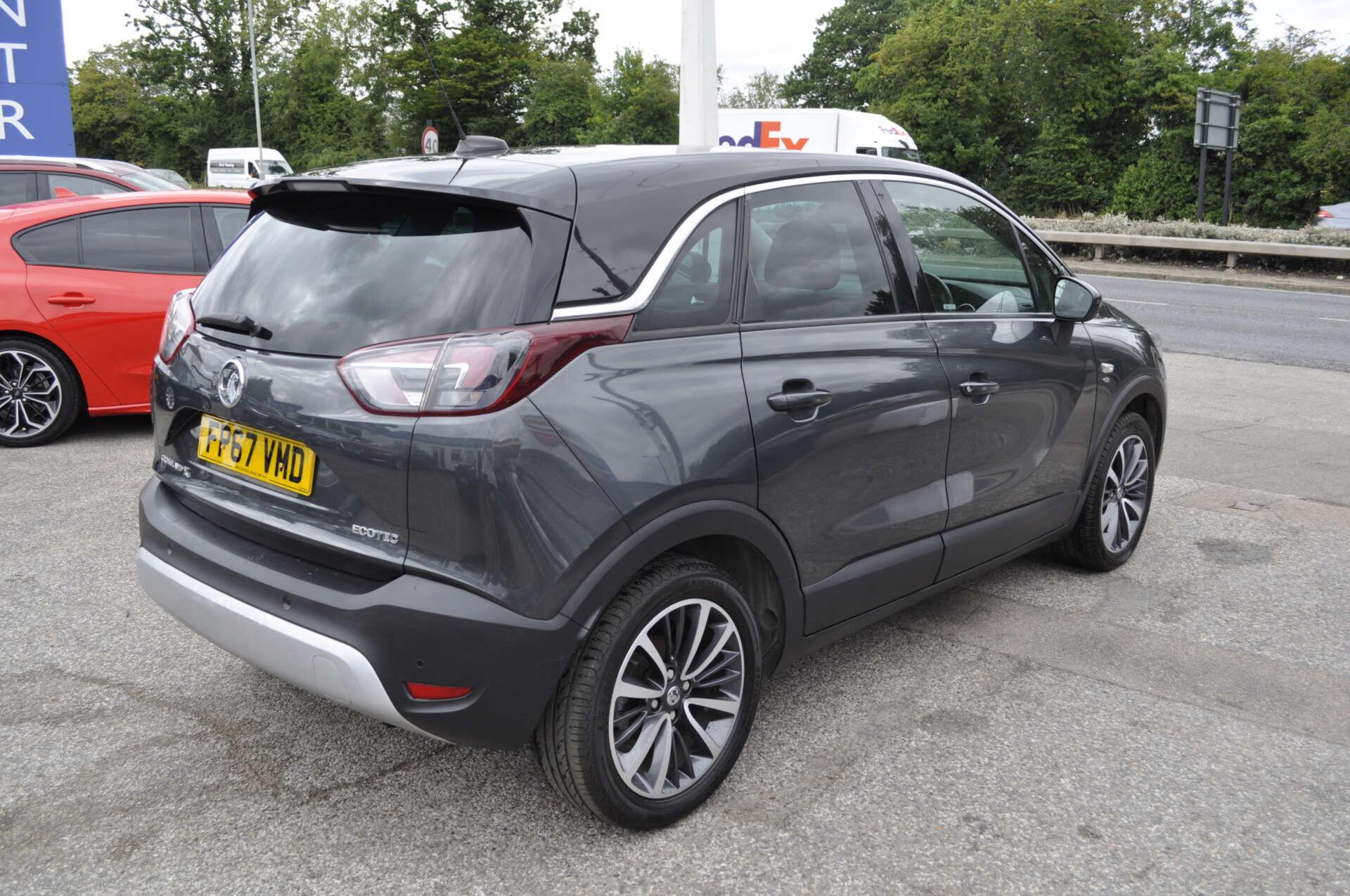 Vauxhall Crossland X view 9