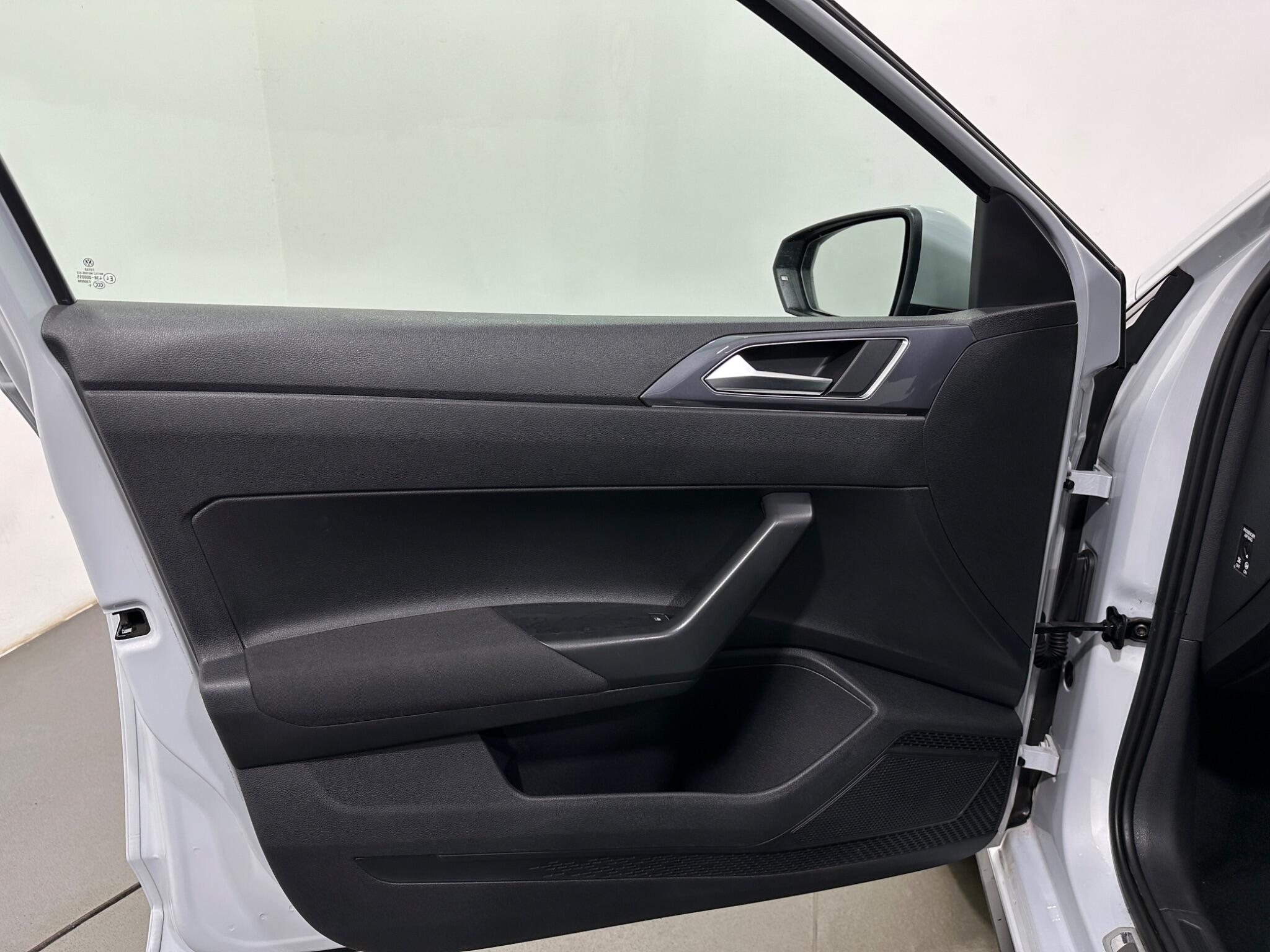 Volkswagen Polo view 36