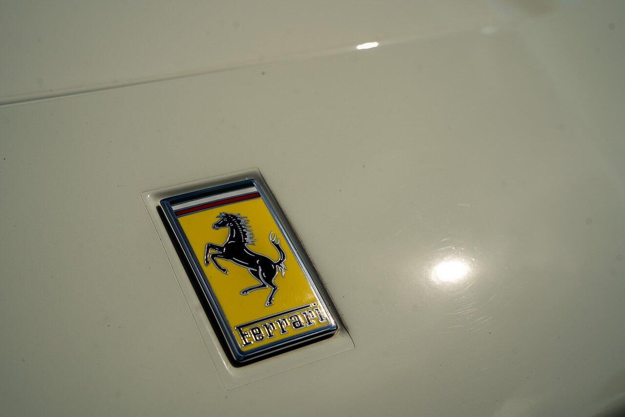 Ferrari 488 view 34