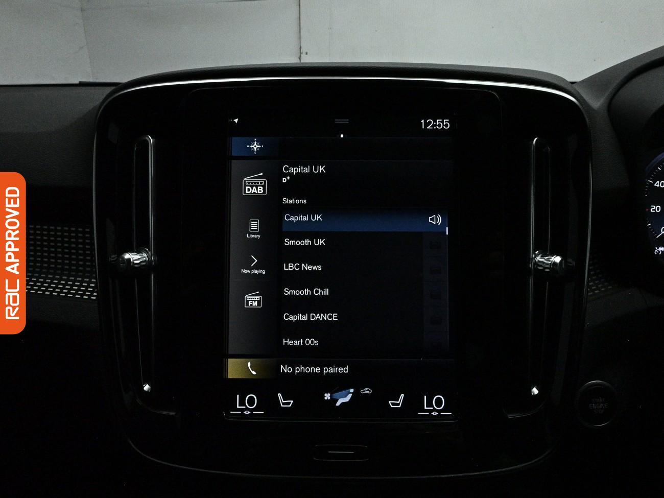 Volvo XC40 view 17