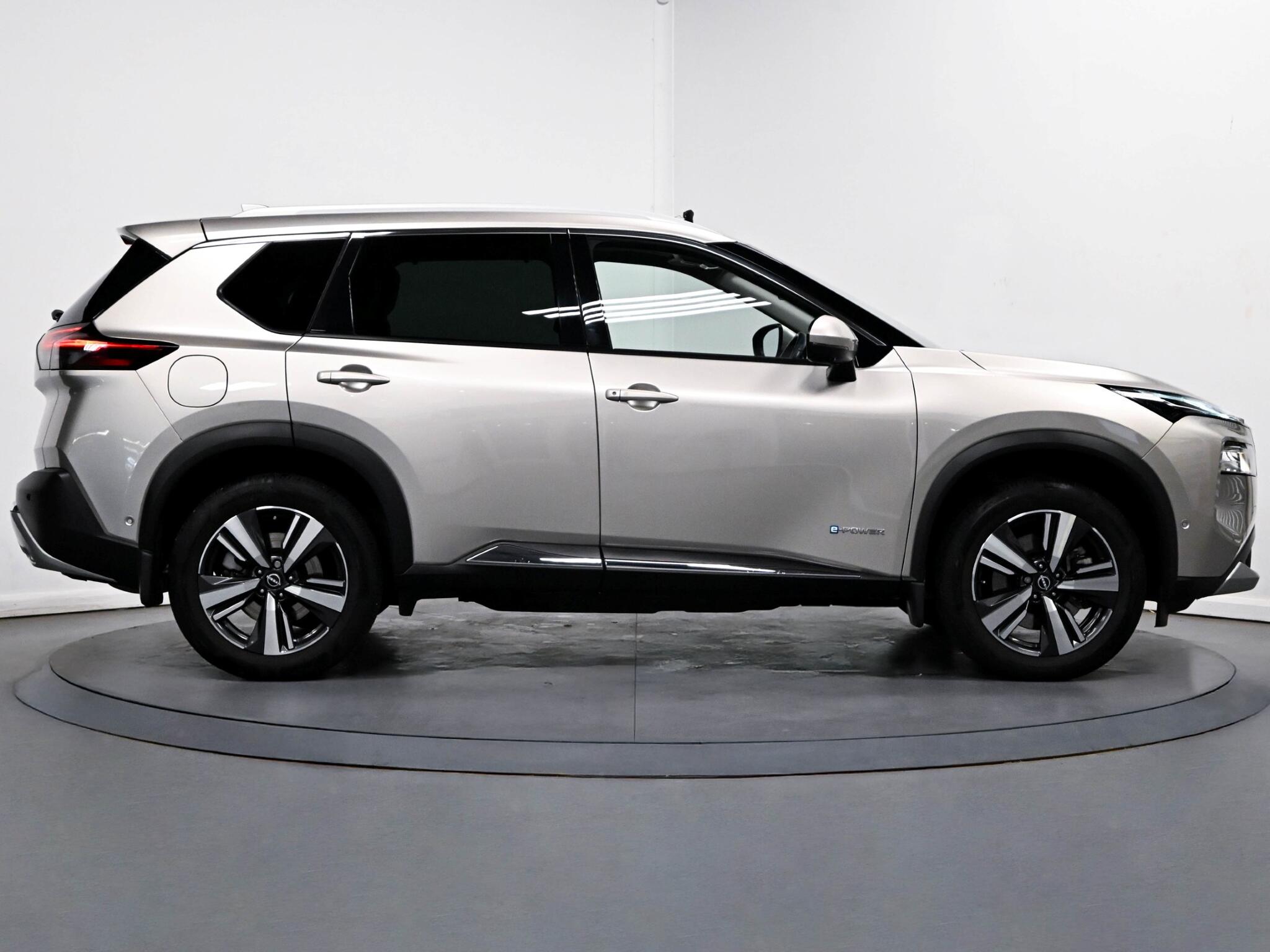 Nissan X-Trail view 22