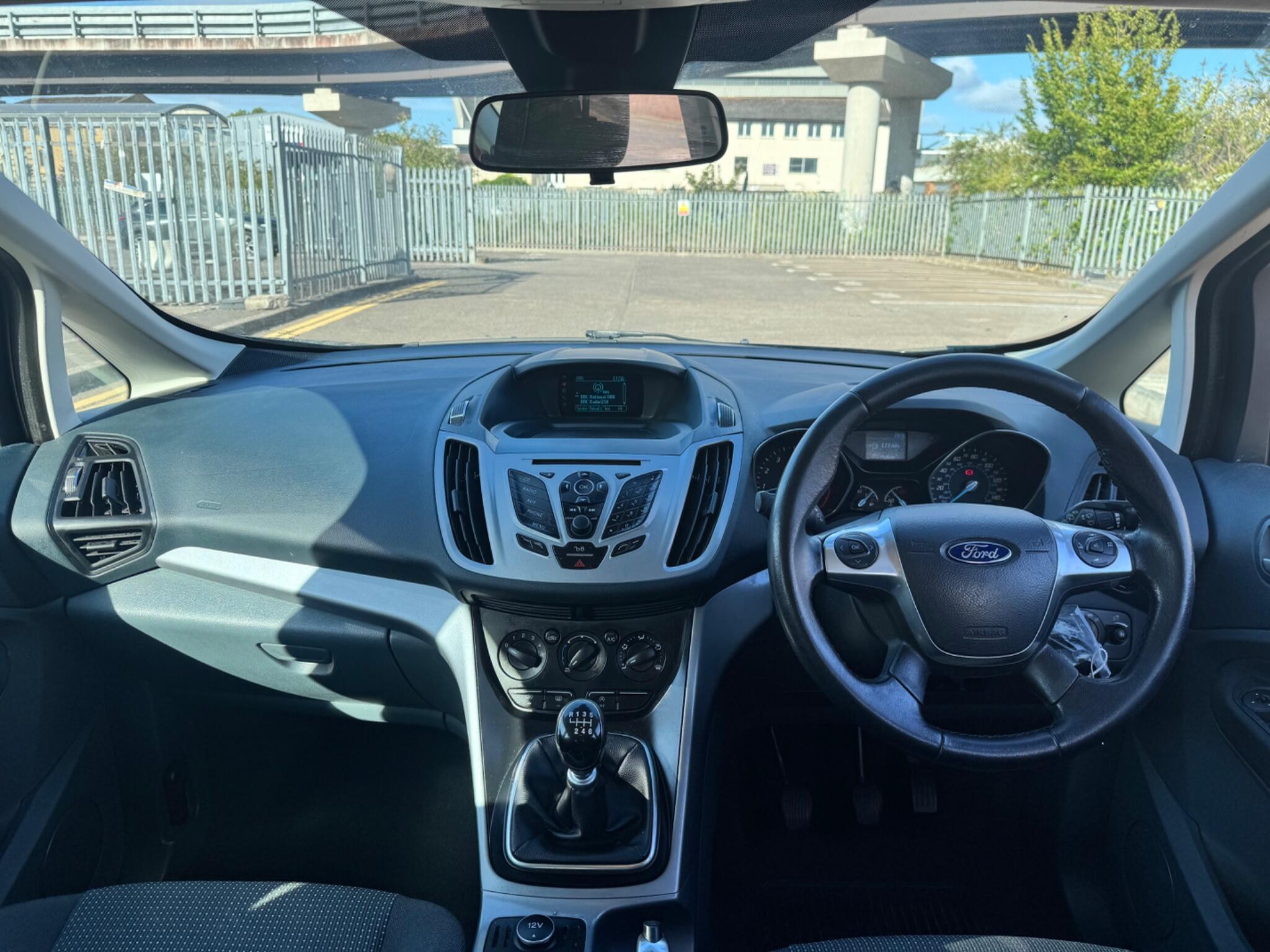 Ford C-Max view 23