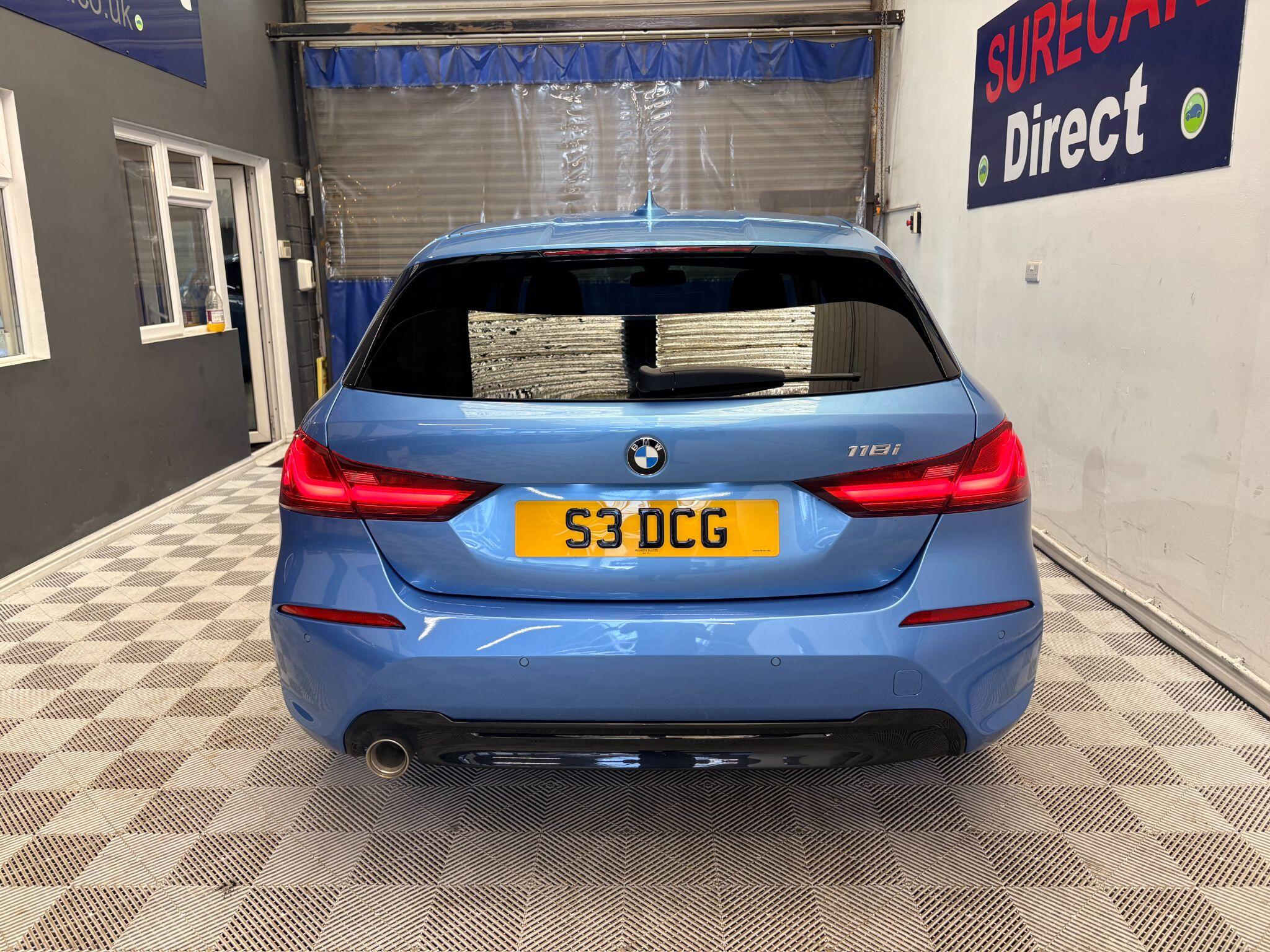 BMW 1 Series view 10