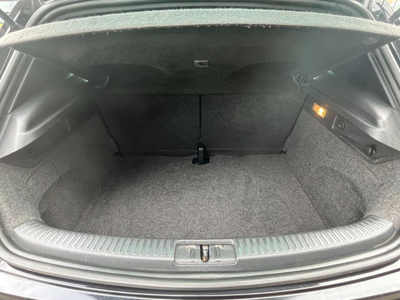 Volkswagen Scirocco view 15