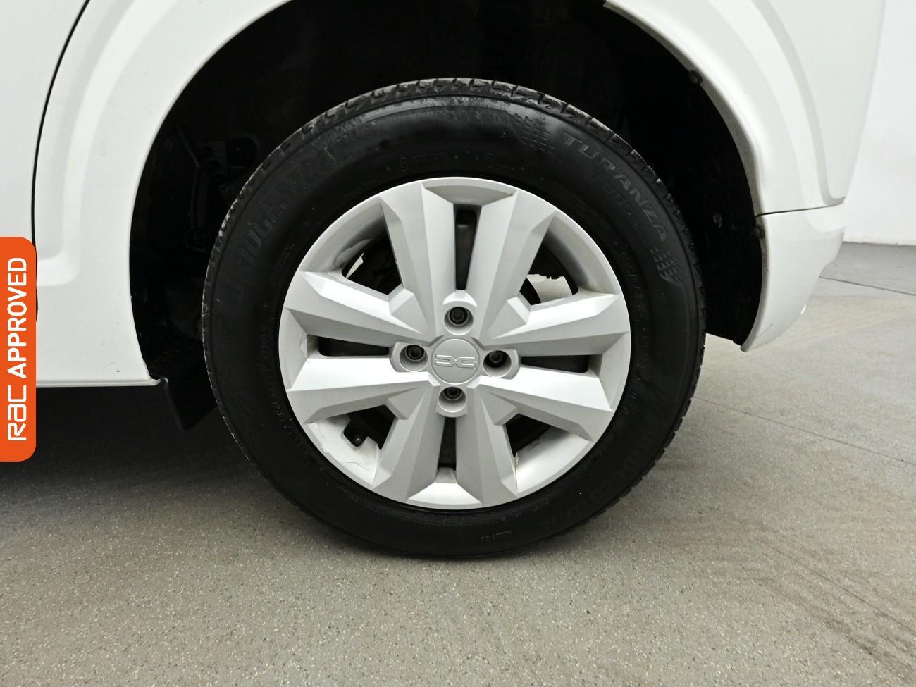 Dacia Sandero view 26