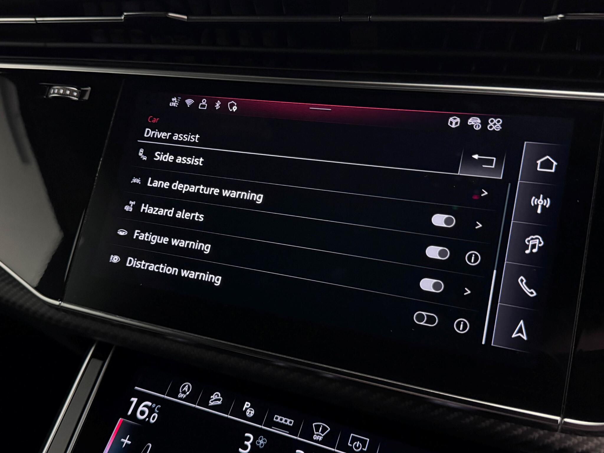 Audi RSQ8 view 72