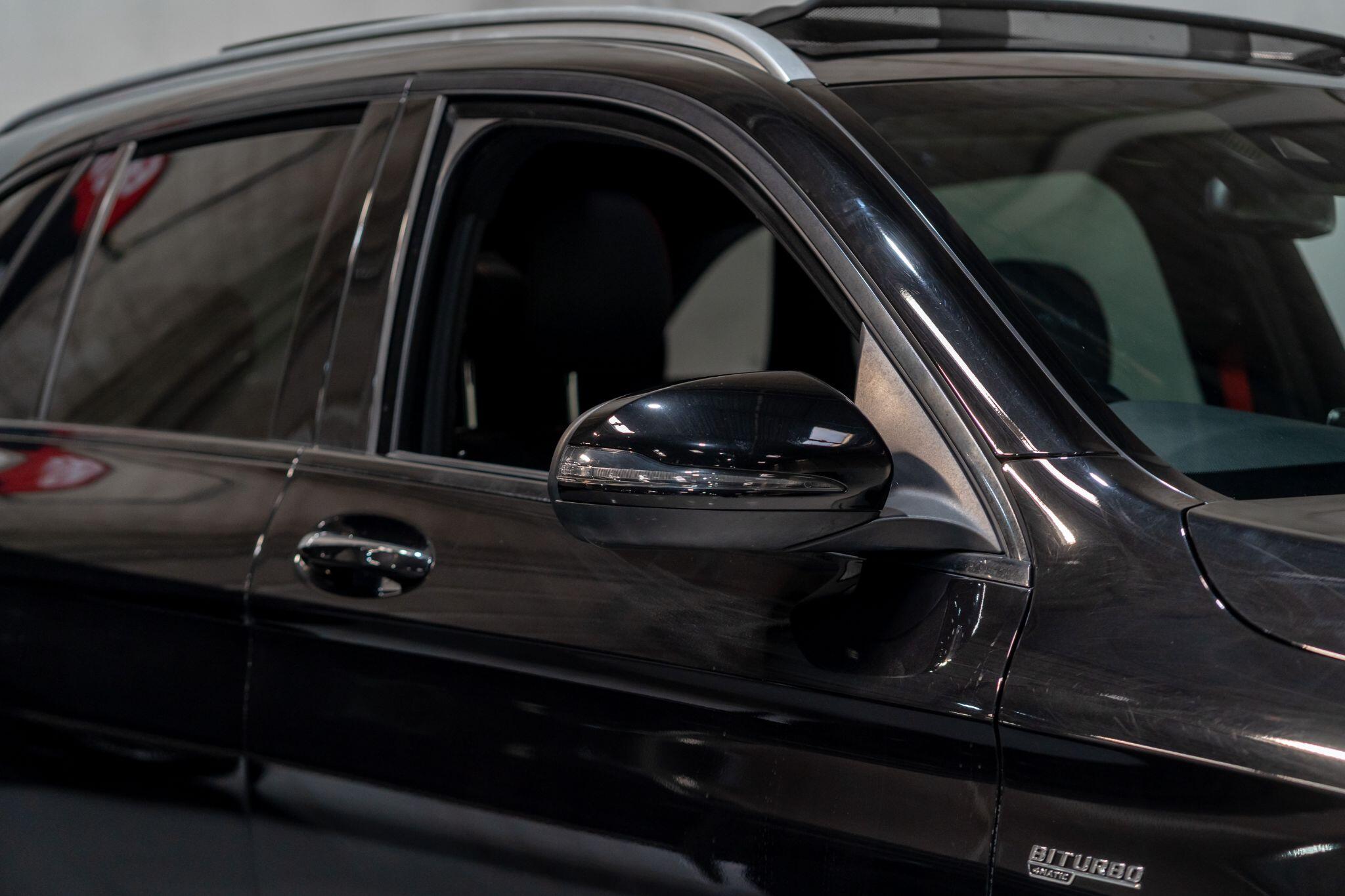Mercedes-Benz GLC view 15