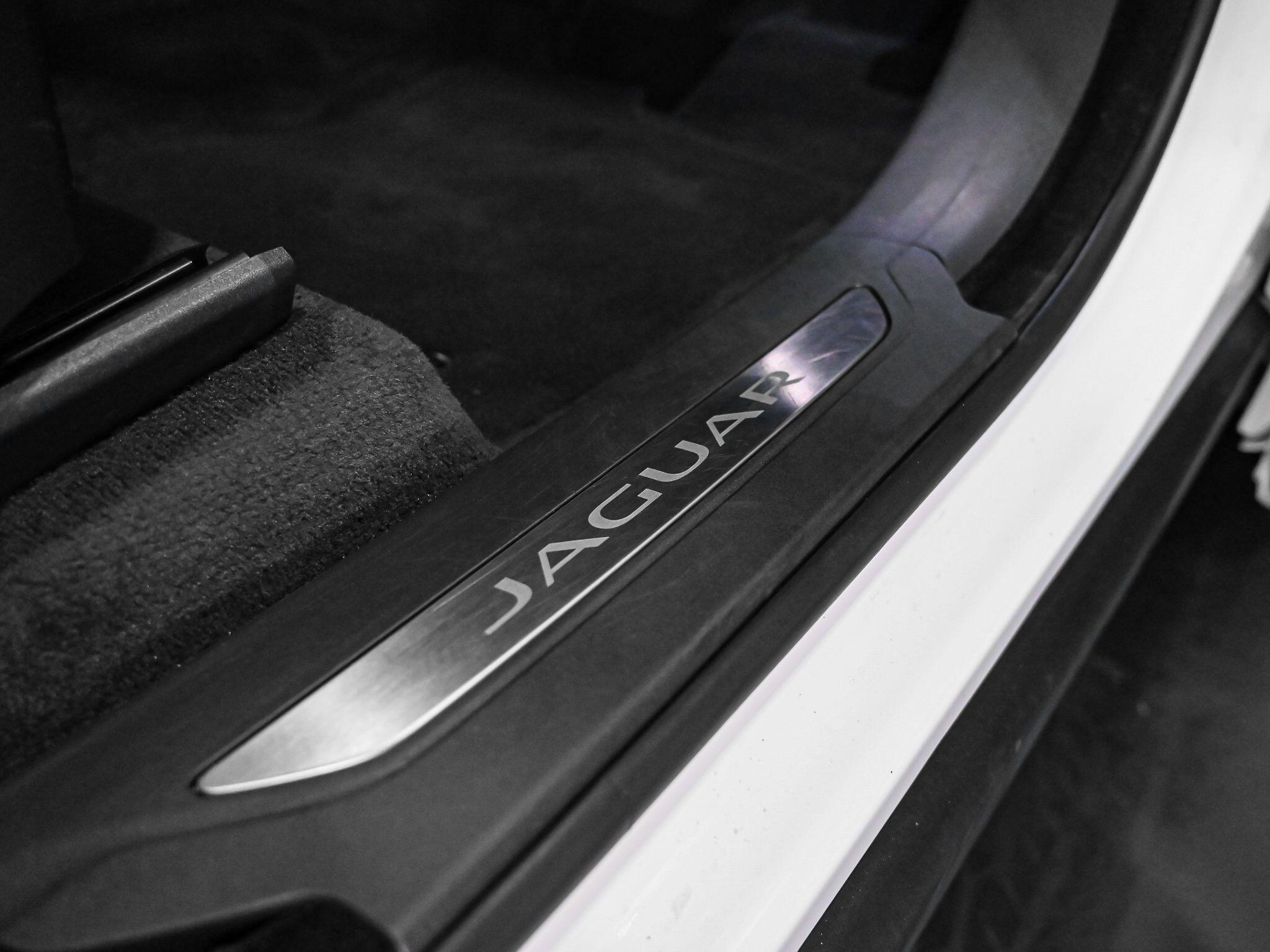 Jaguar F-Pace view 24