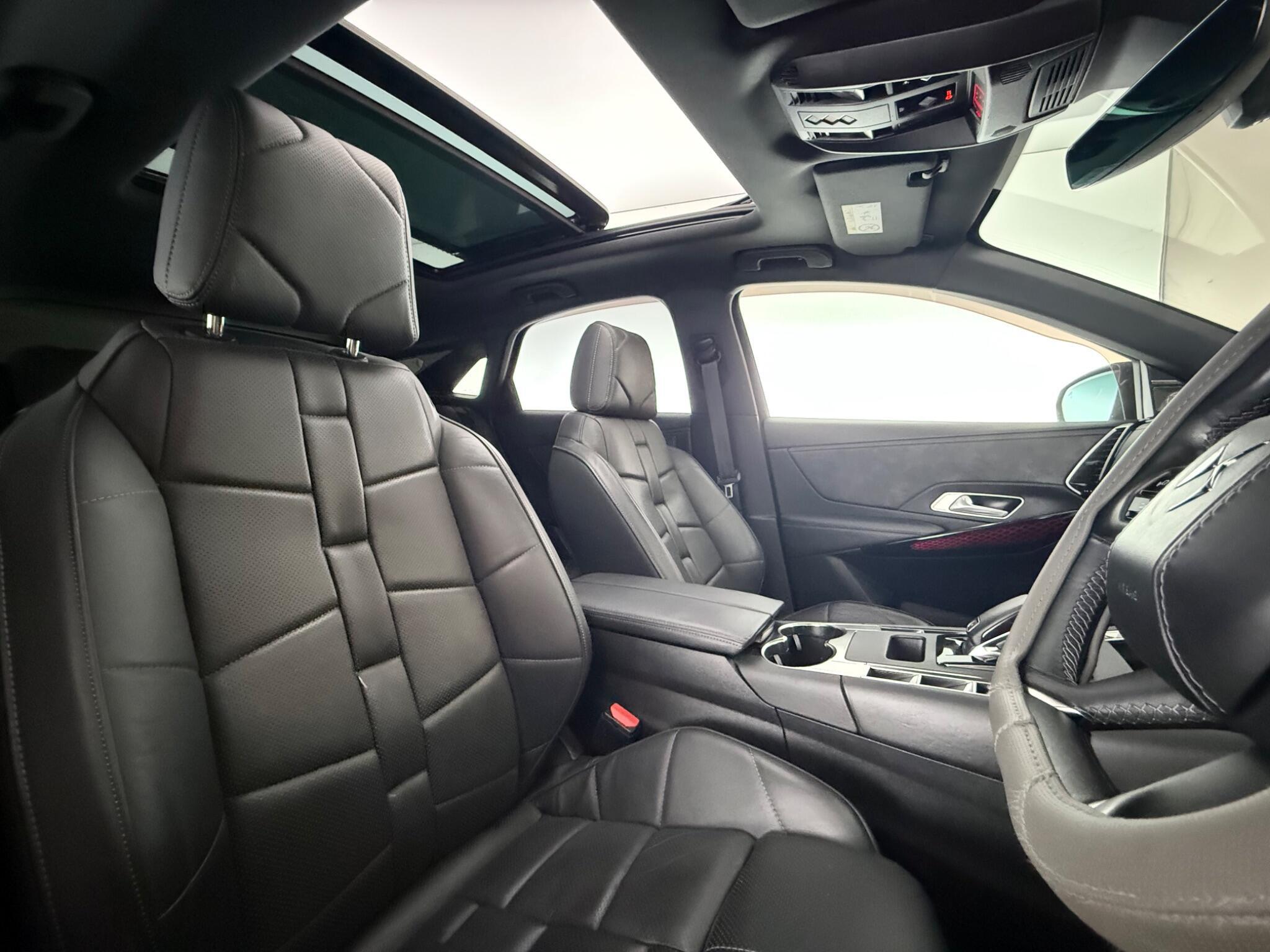 DS Automobiles DS 7 Crossback view 39