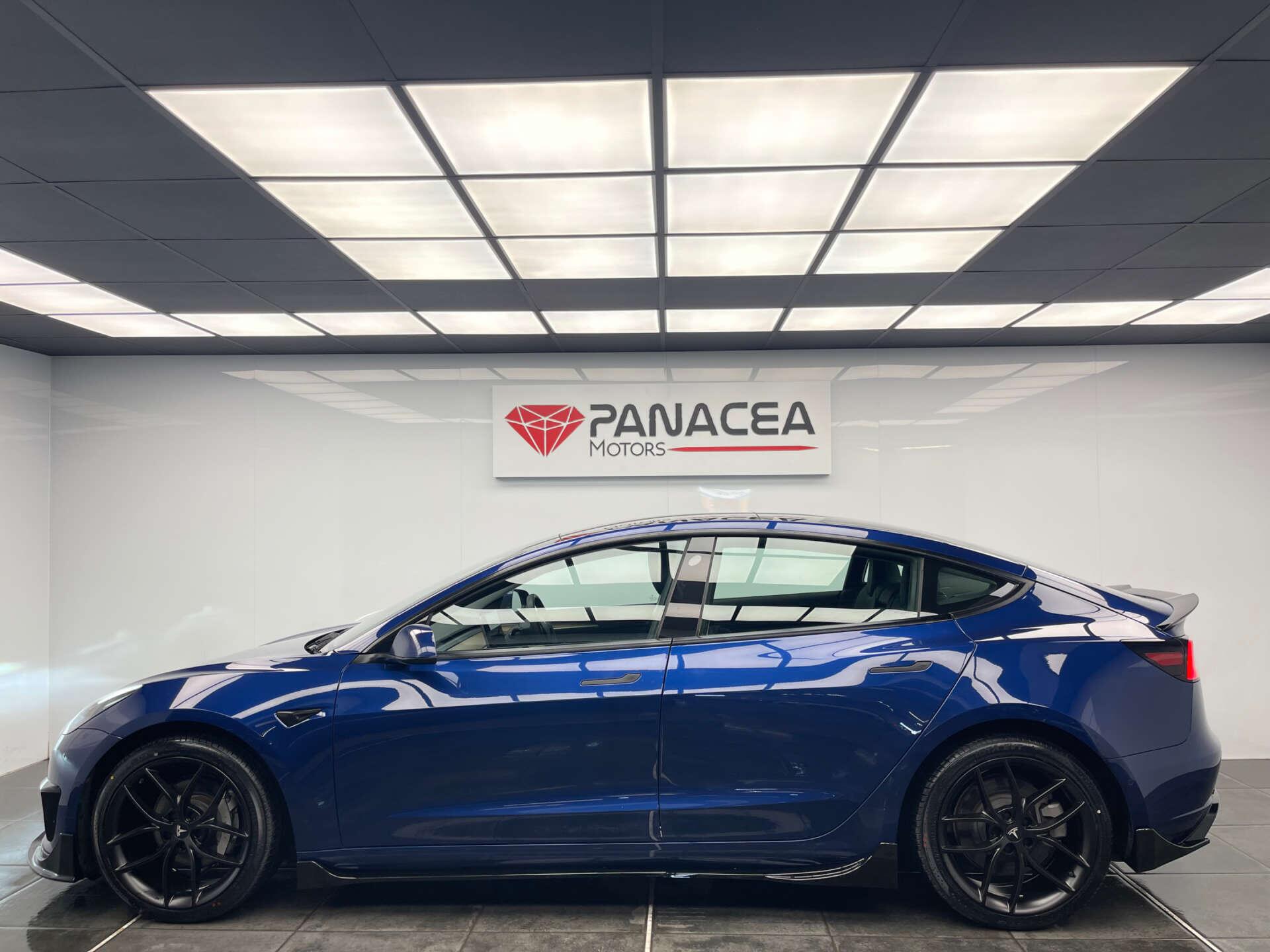 Tesla Model 3 view 28