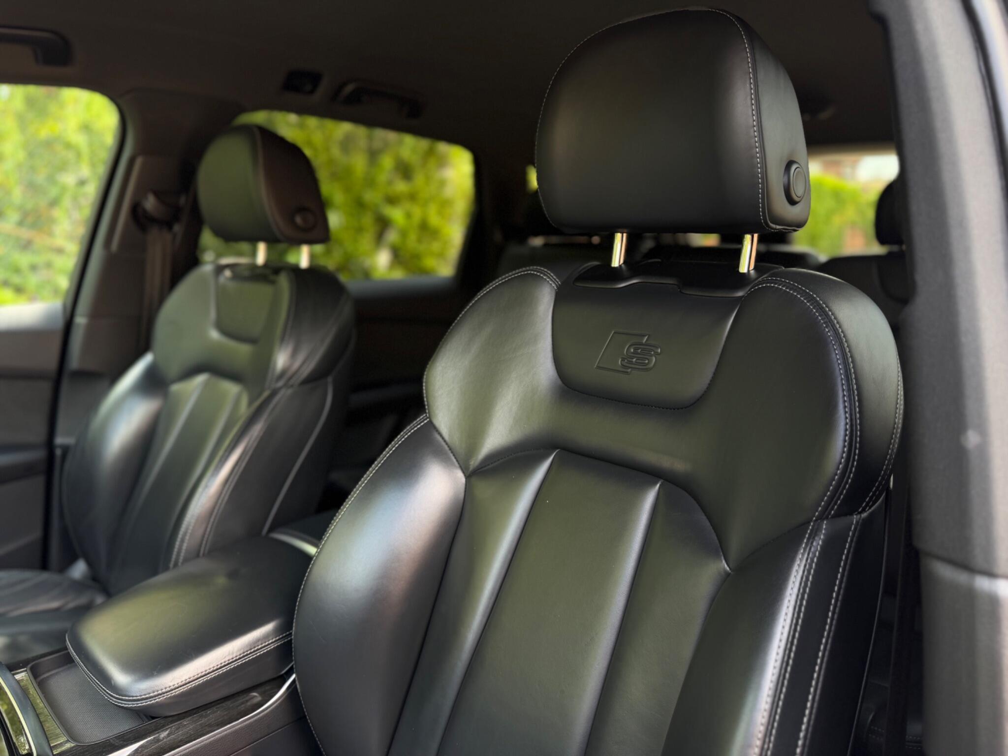Audi Q7 view 41