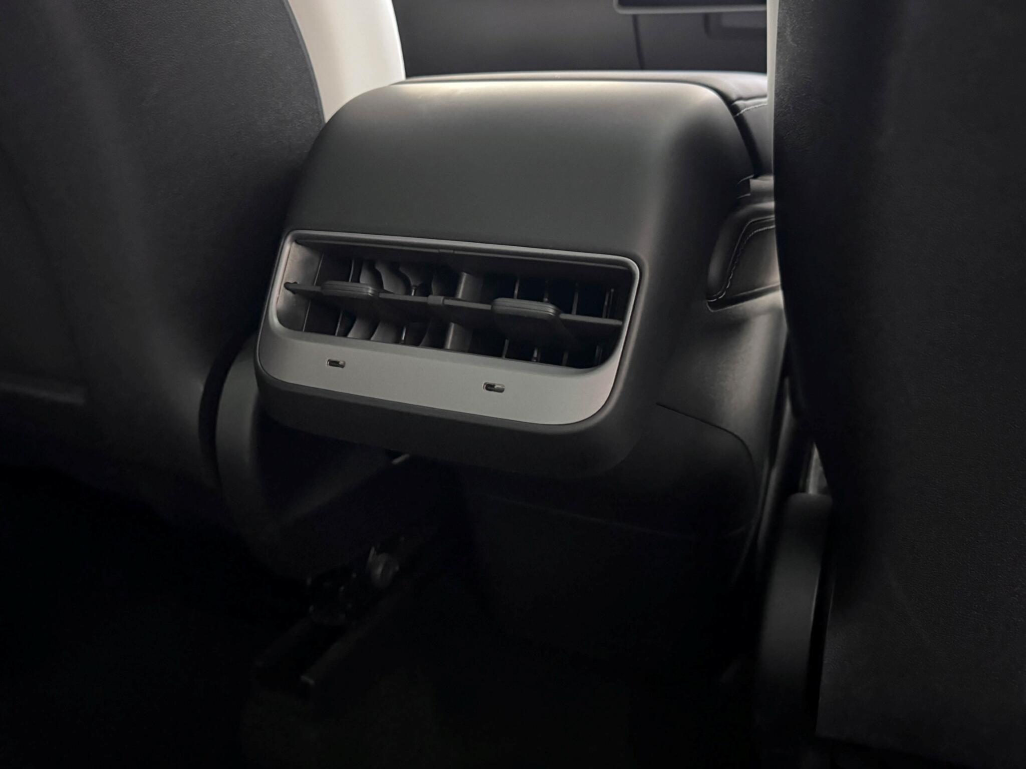 Tesla Model Y view 21
