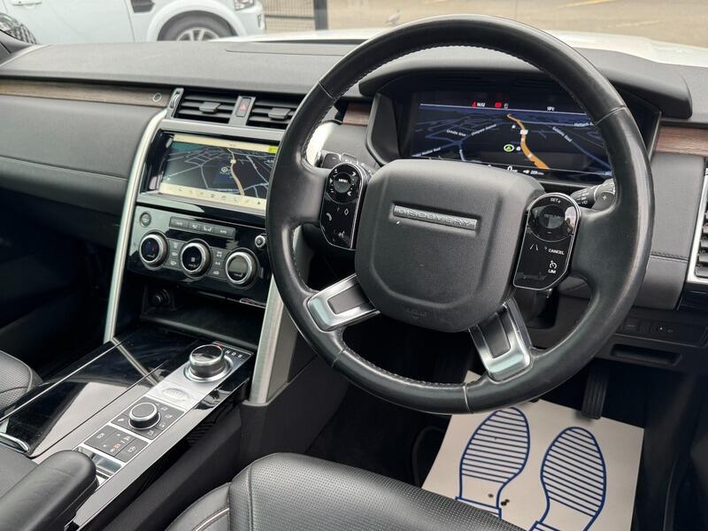 Land Rover Discovery view 48