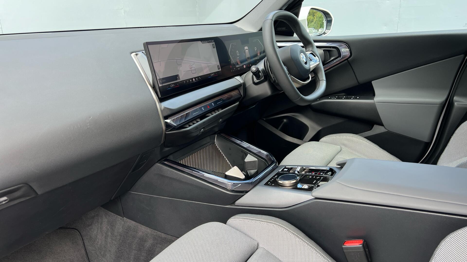 BMW X3 view 7