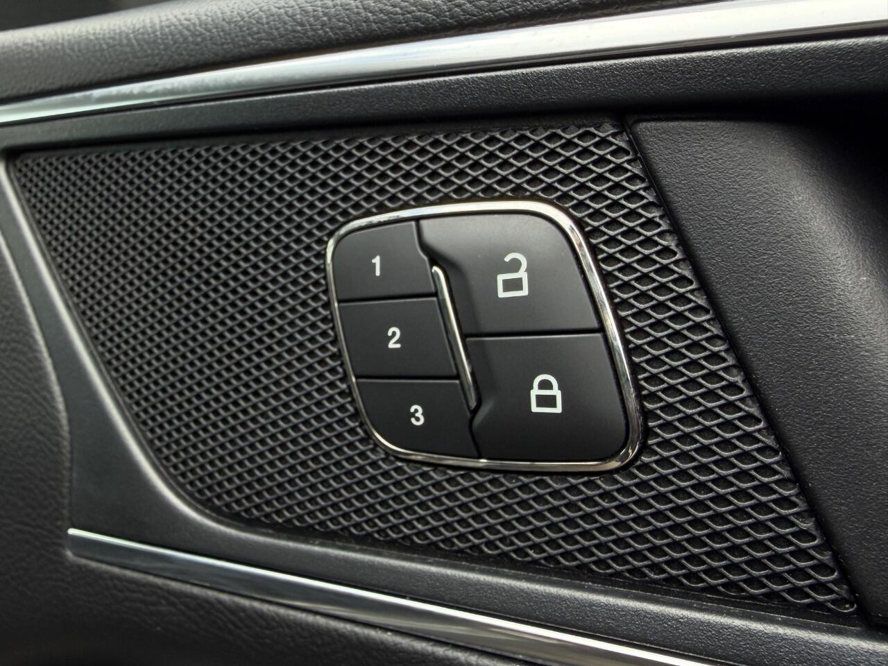 Ford Galaxy view 33