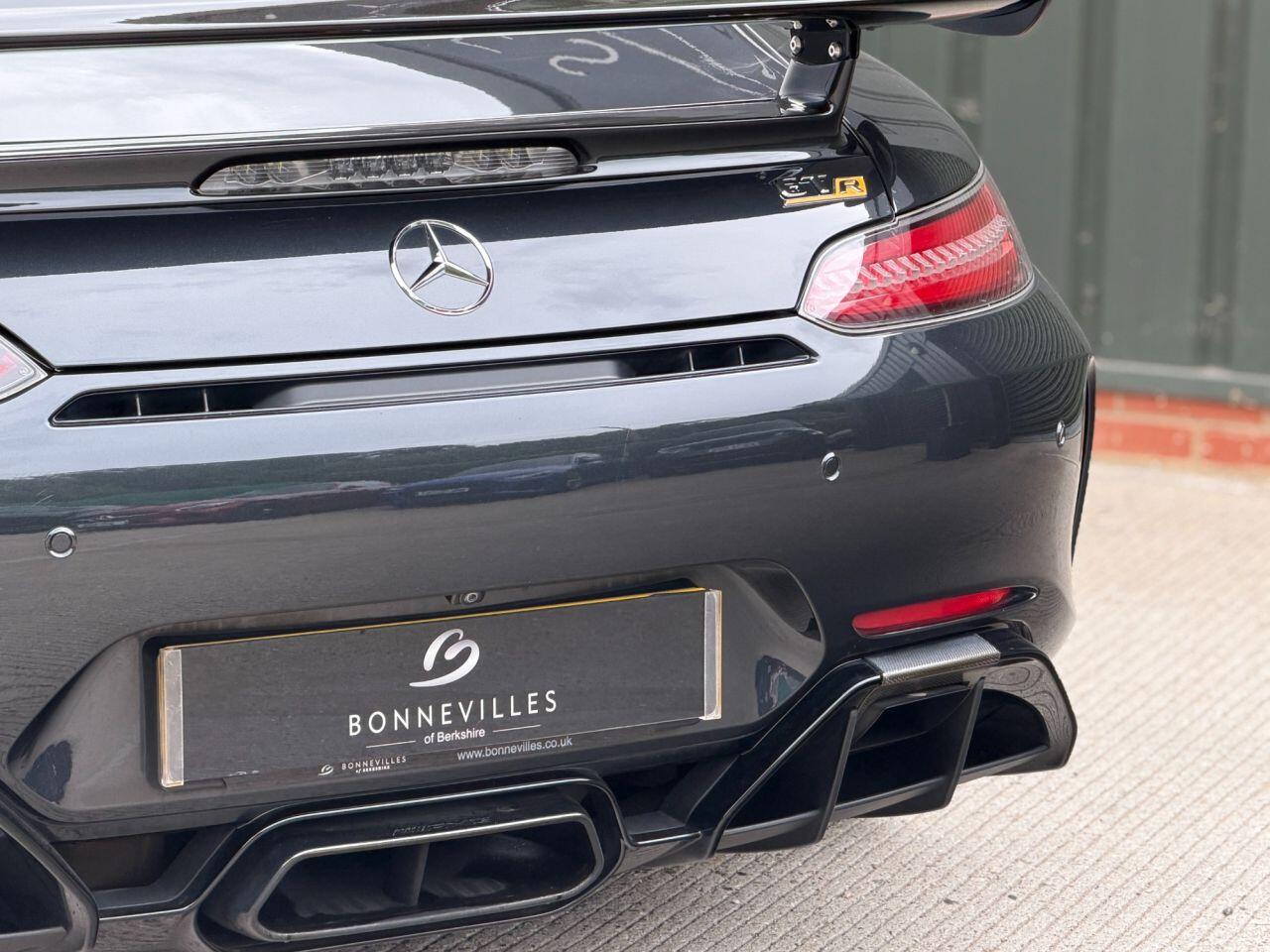 Mercedes-Benz Amg GT view 28