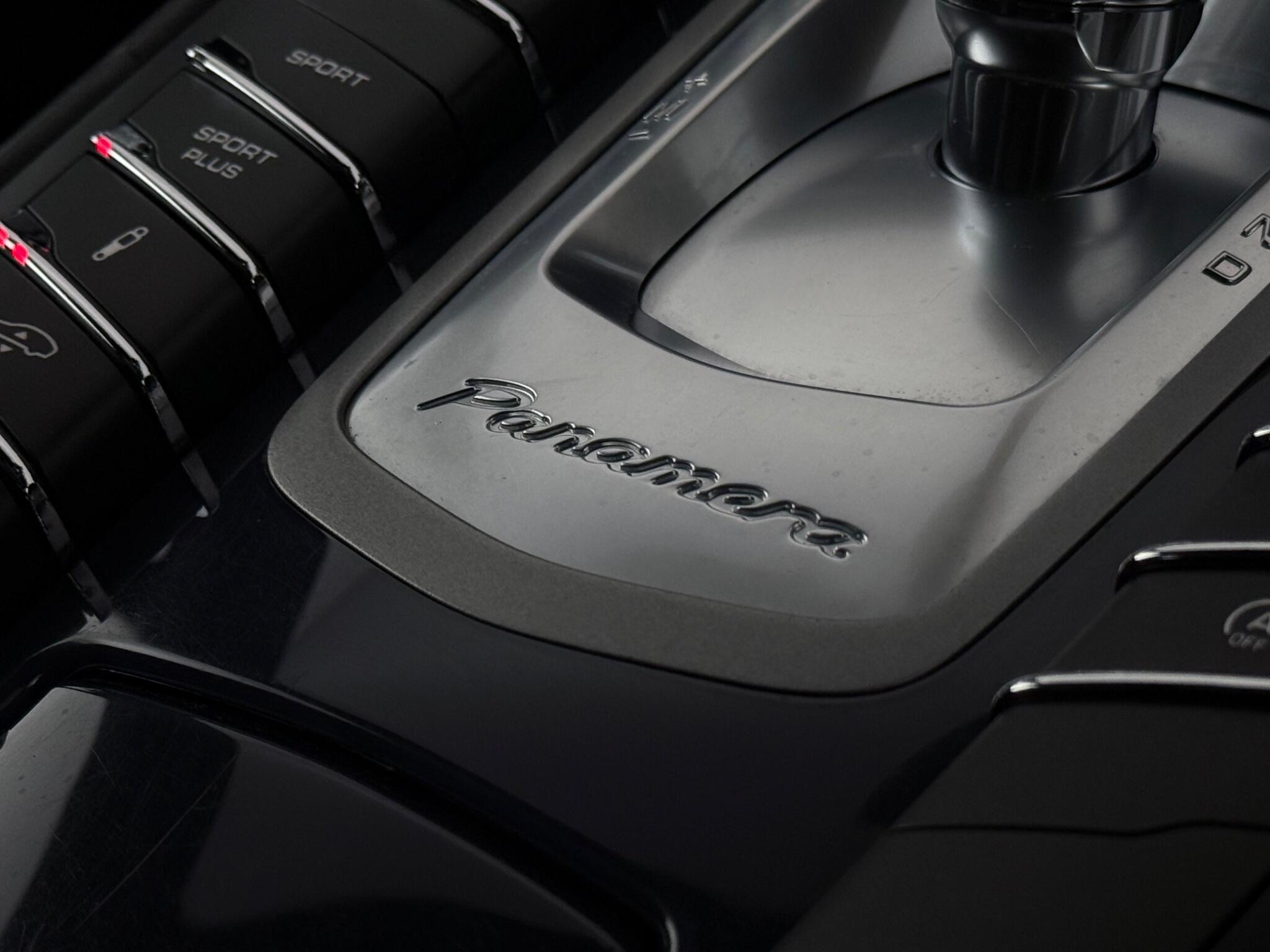 Porsche Panamera view 48