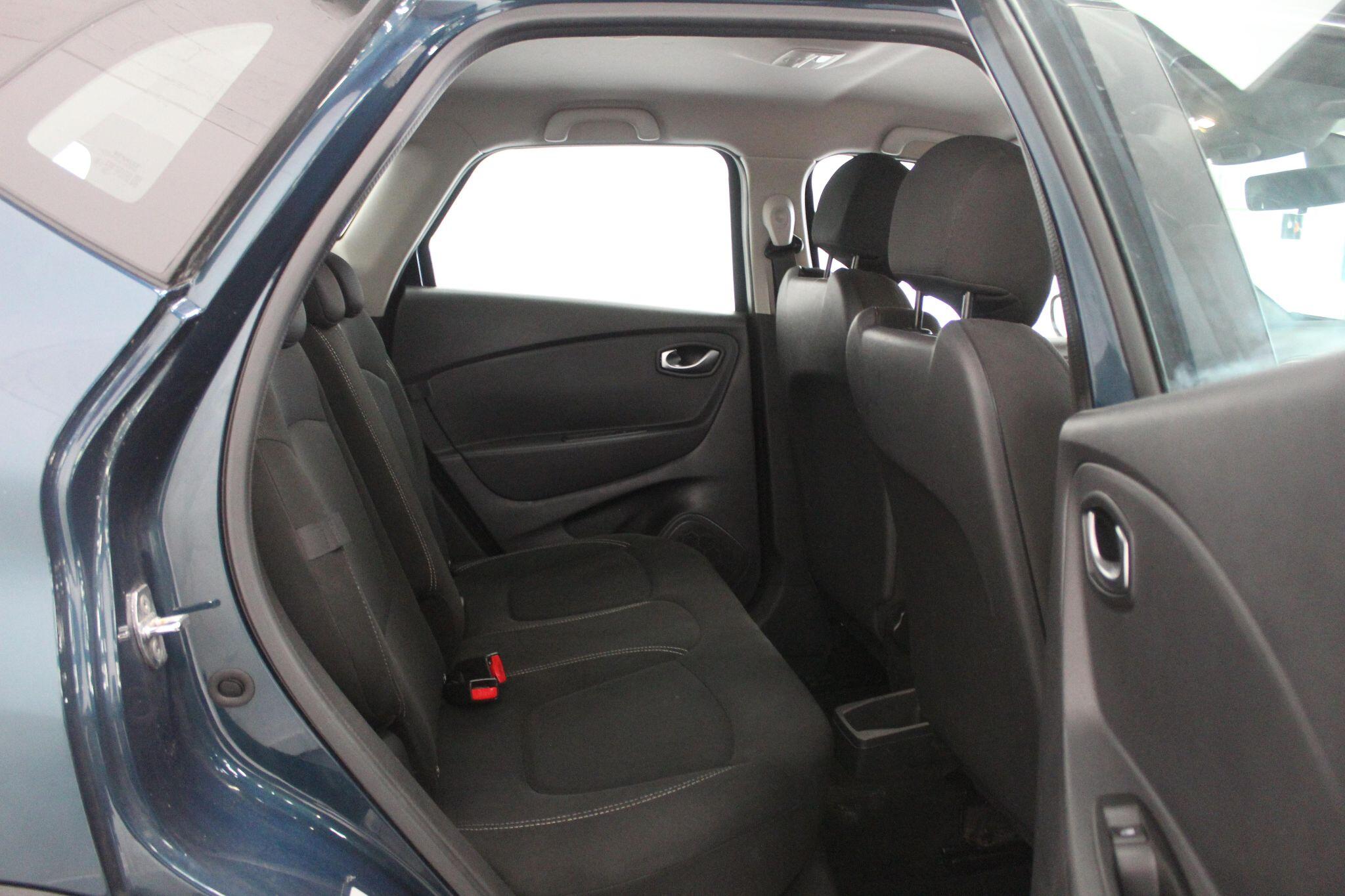 Renault Captur view 47