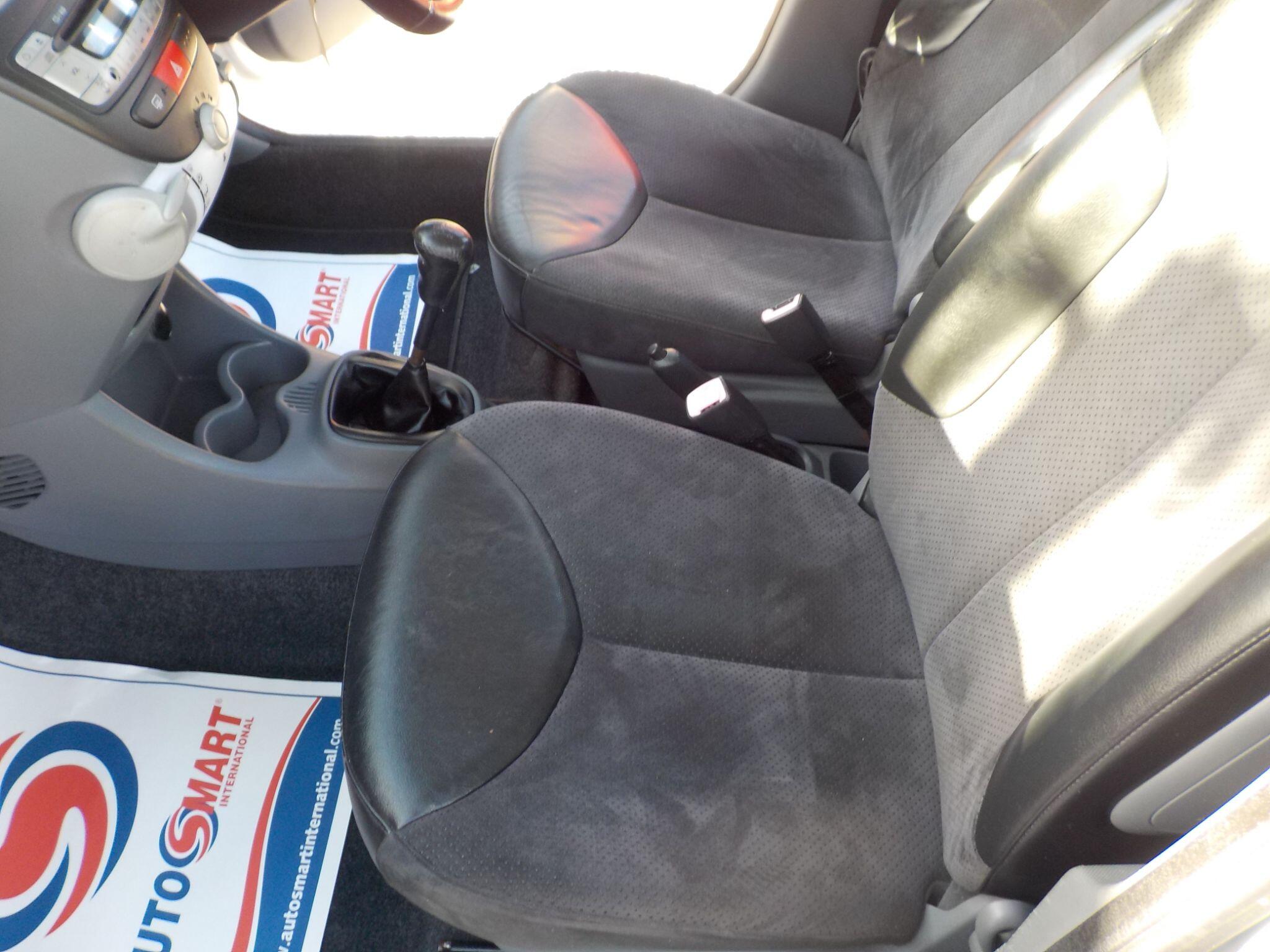 Toyota AYGO 1.0 VVT-i Platinum Euro 4 5dr