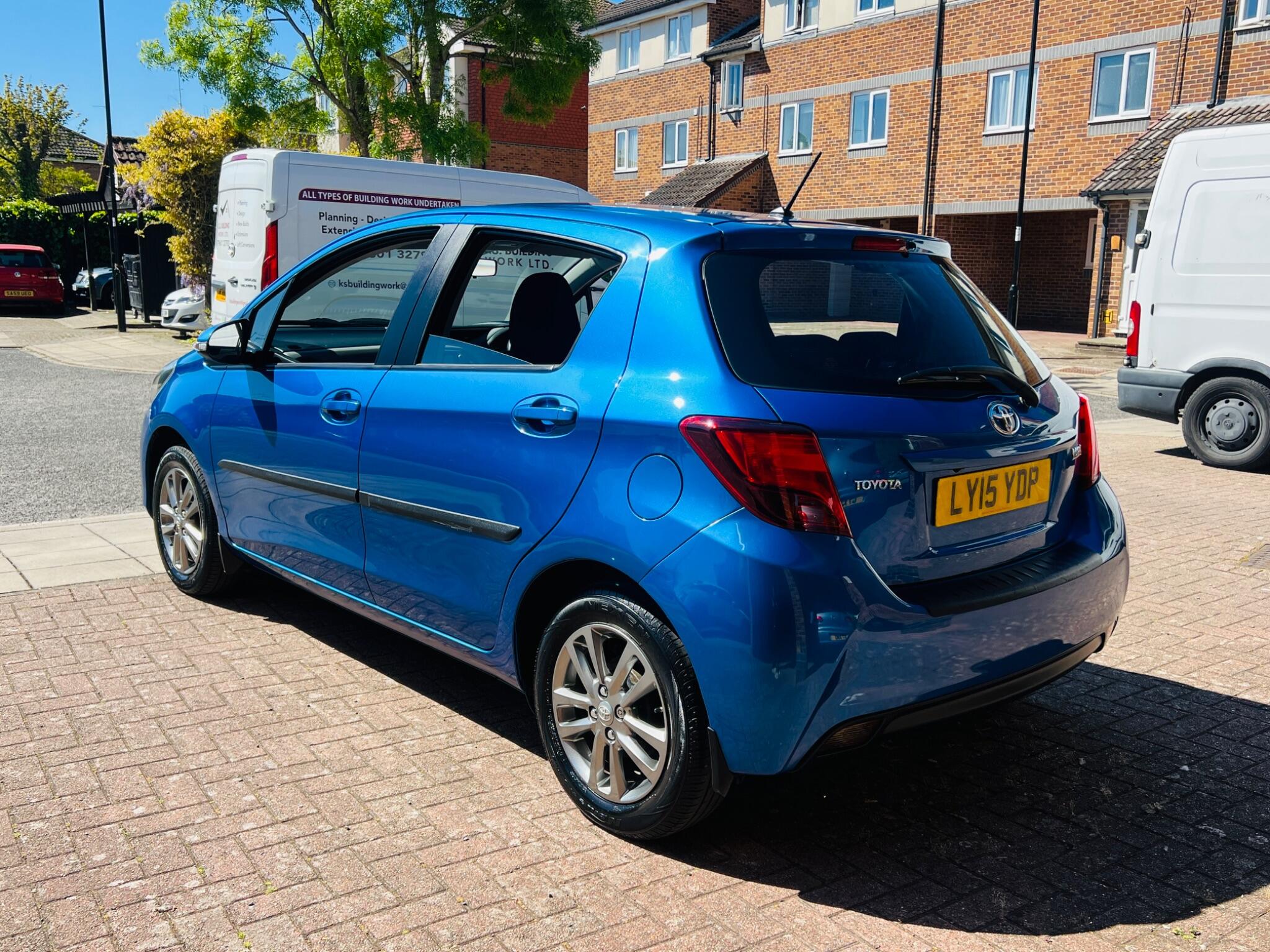 Toyota Yaris view 18