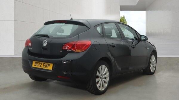 Vauxhall Astra view 2