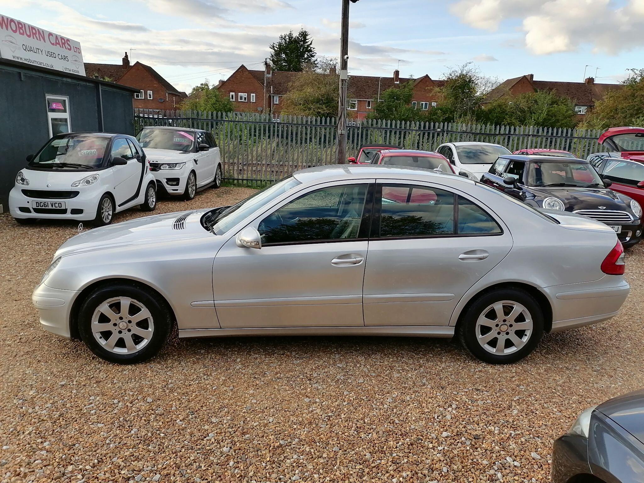 Mercedes-Benz E-Class view 17