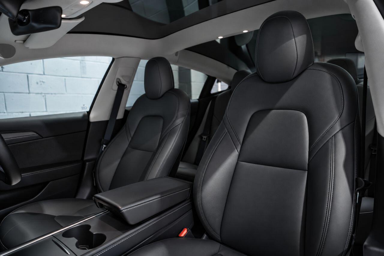 Tesla Model 3 view 16