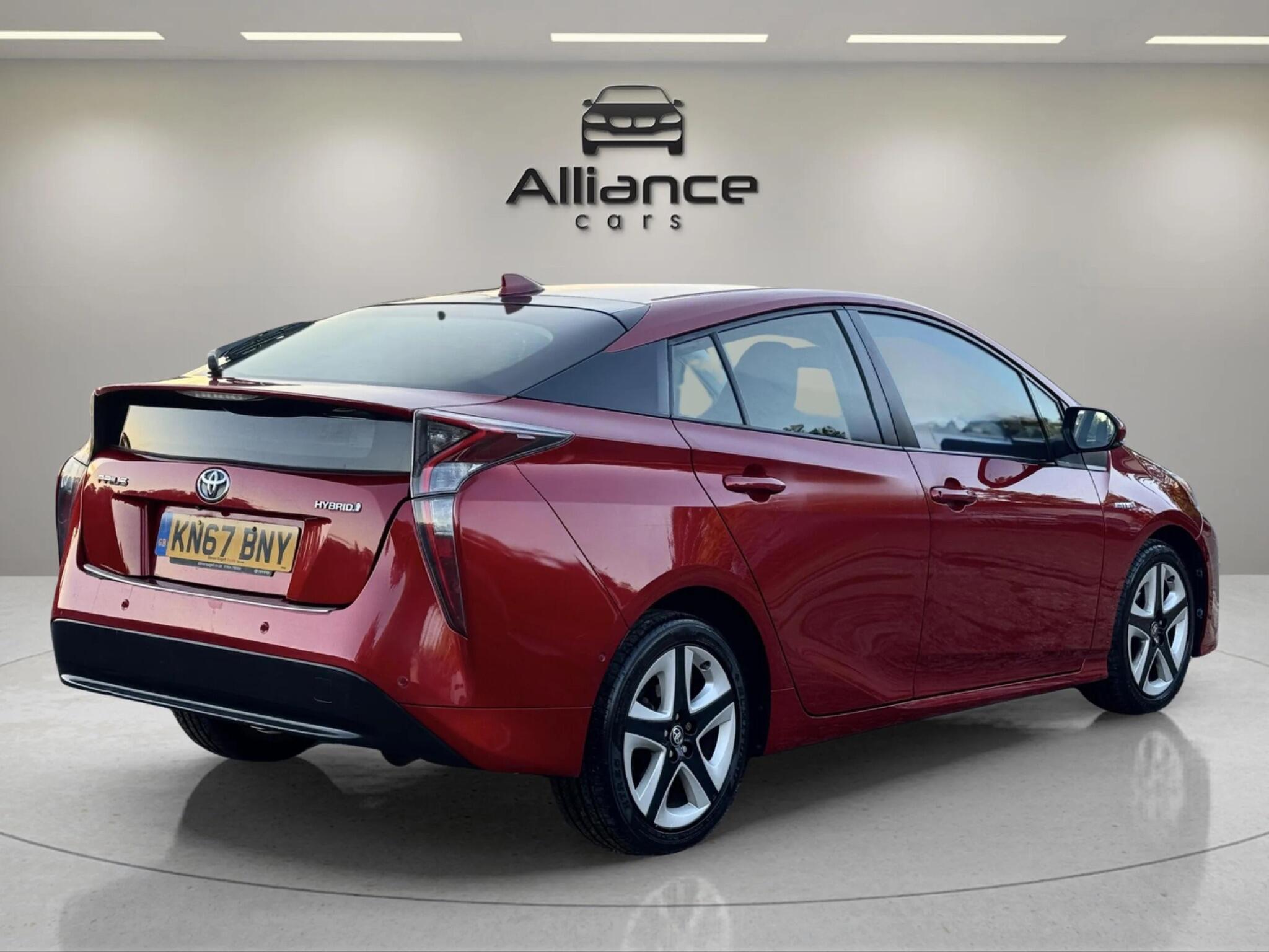 Toyota Prius view 19