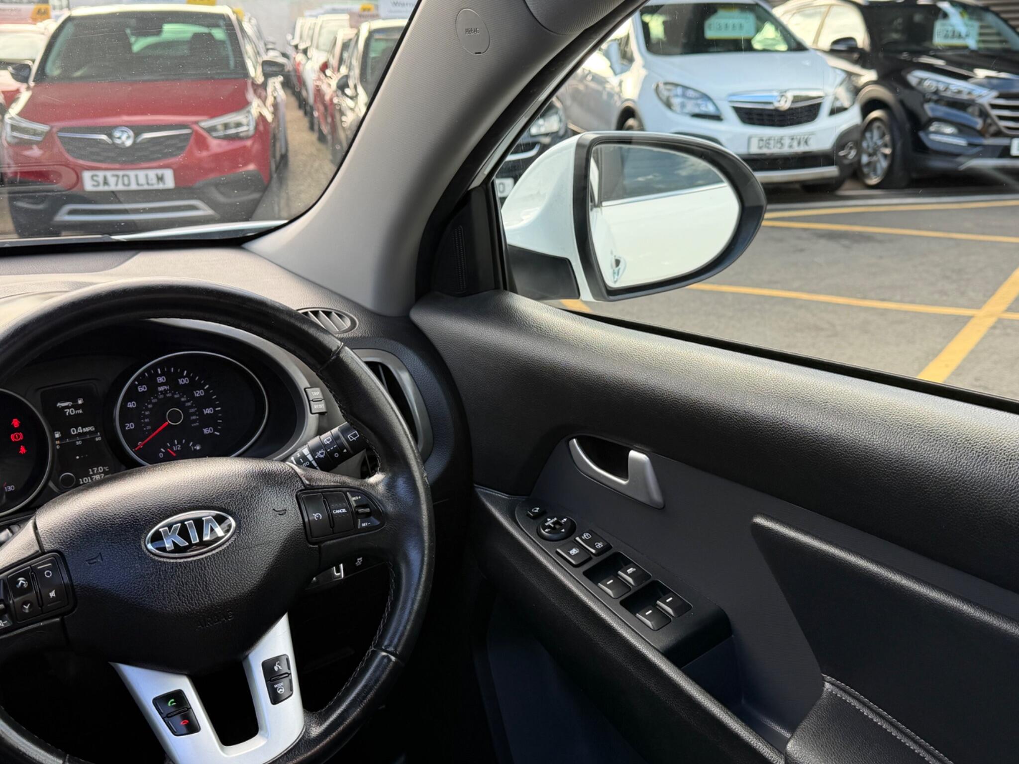 Kia Sportage view 45