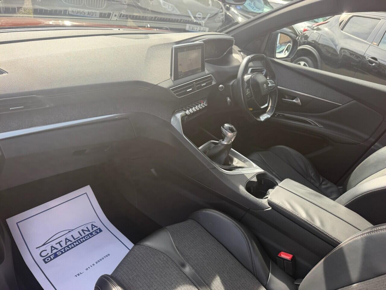 Peugeot 3008 view 15